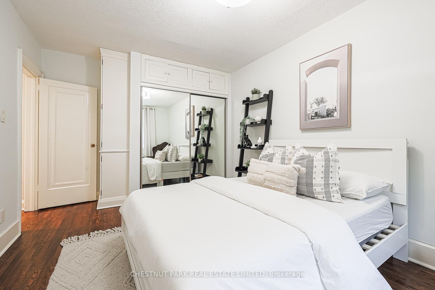 Photo 27 of Unit 111, 480 Oriole Parkway, Toronto, Yonge-Eglinton — HOMEH