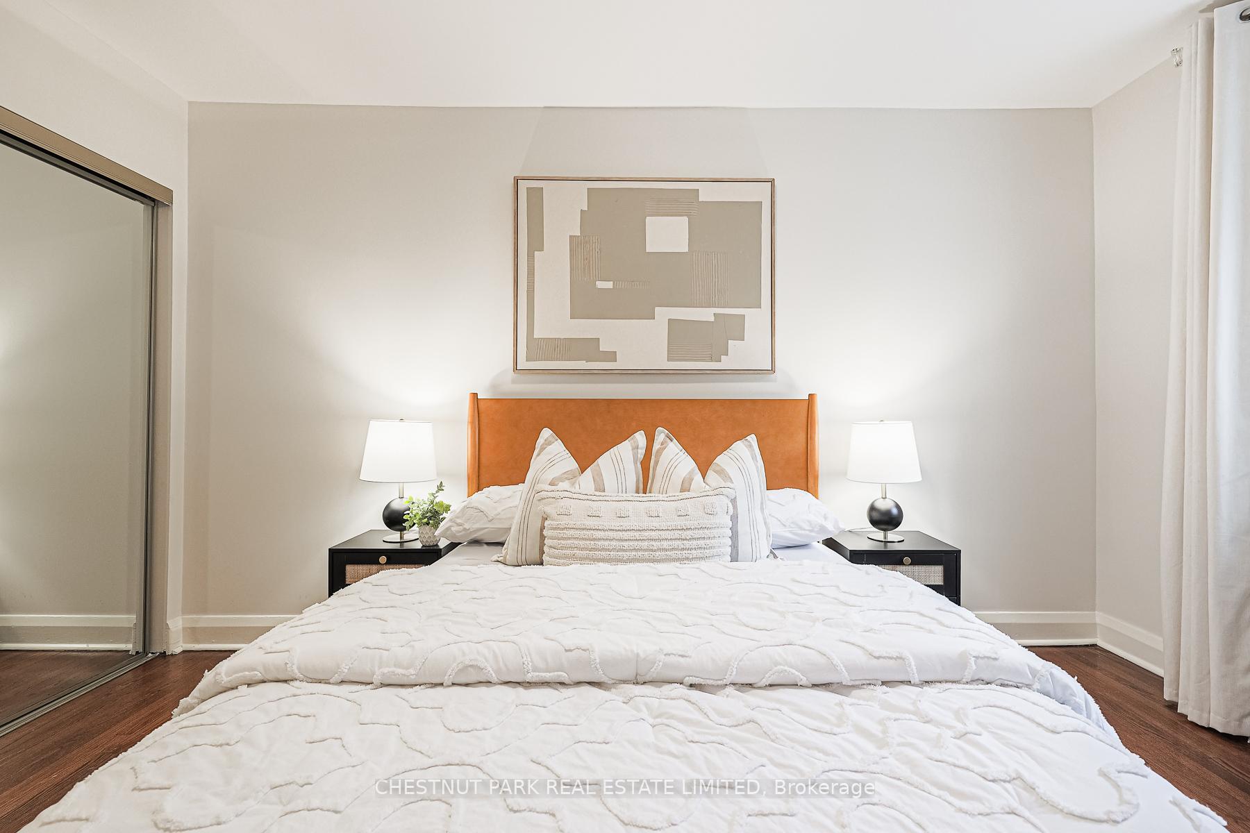 Photo 48 of Unit 111, 480 Oriole Parkway, Toronto, Yonge-Eglinton — HOMEH