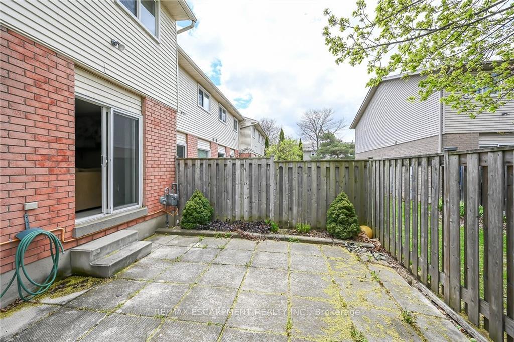 Photo 20 of Unit 16, 40 Grayrocks Avenue, Hamilton, Broughton — HOMEH