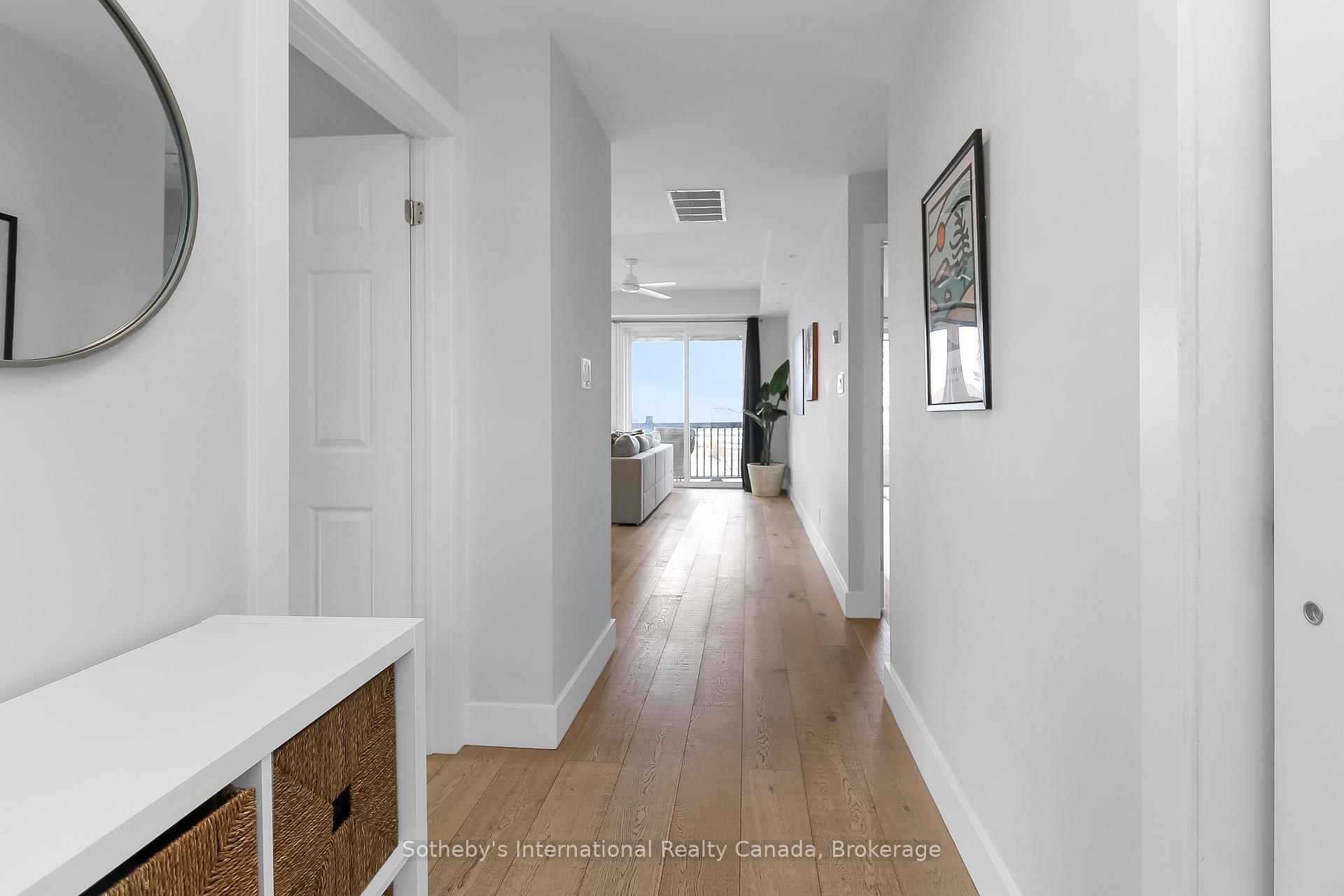 Photo 5 of 449 Mariners Way, Collingwood — HOMEH