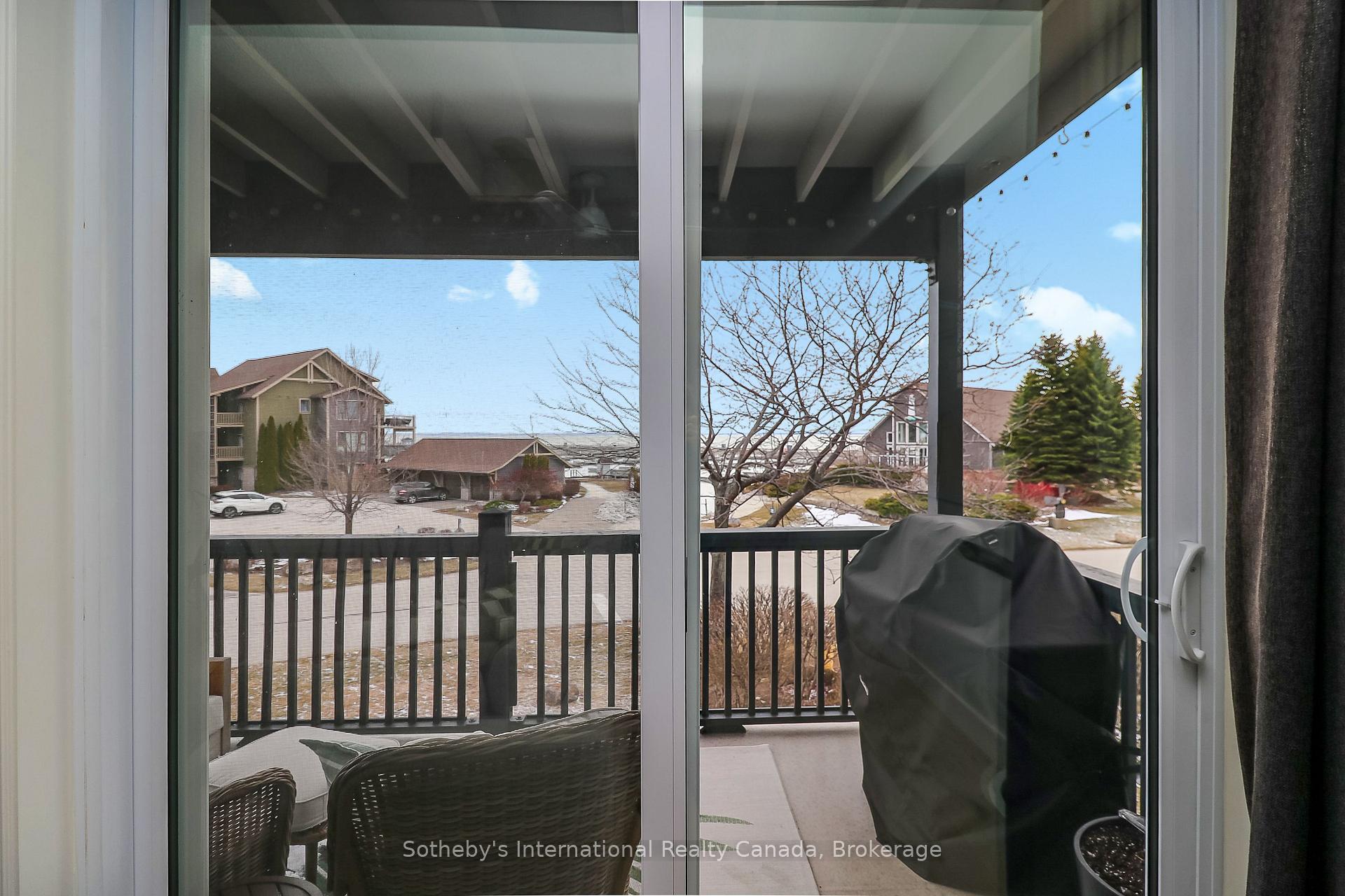 Photo 17 of 449 Mariners Way, Collingwood — HOMEH