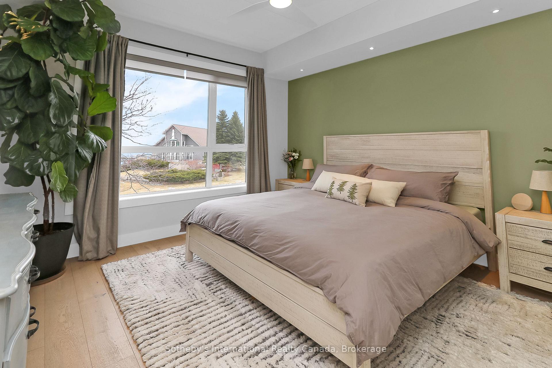 Photo 22 of 449 Mariners Way, Collingwood — HOMEH