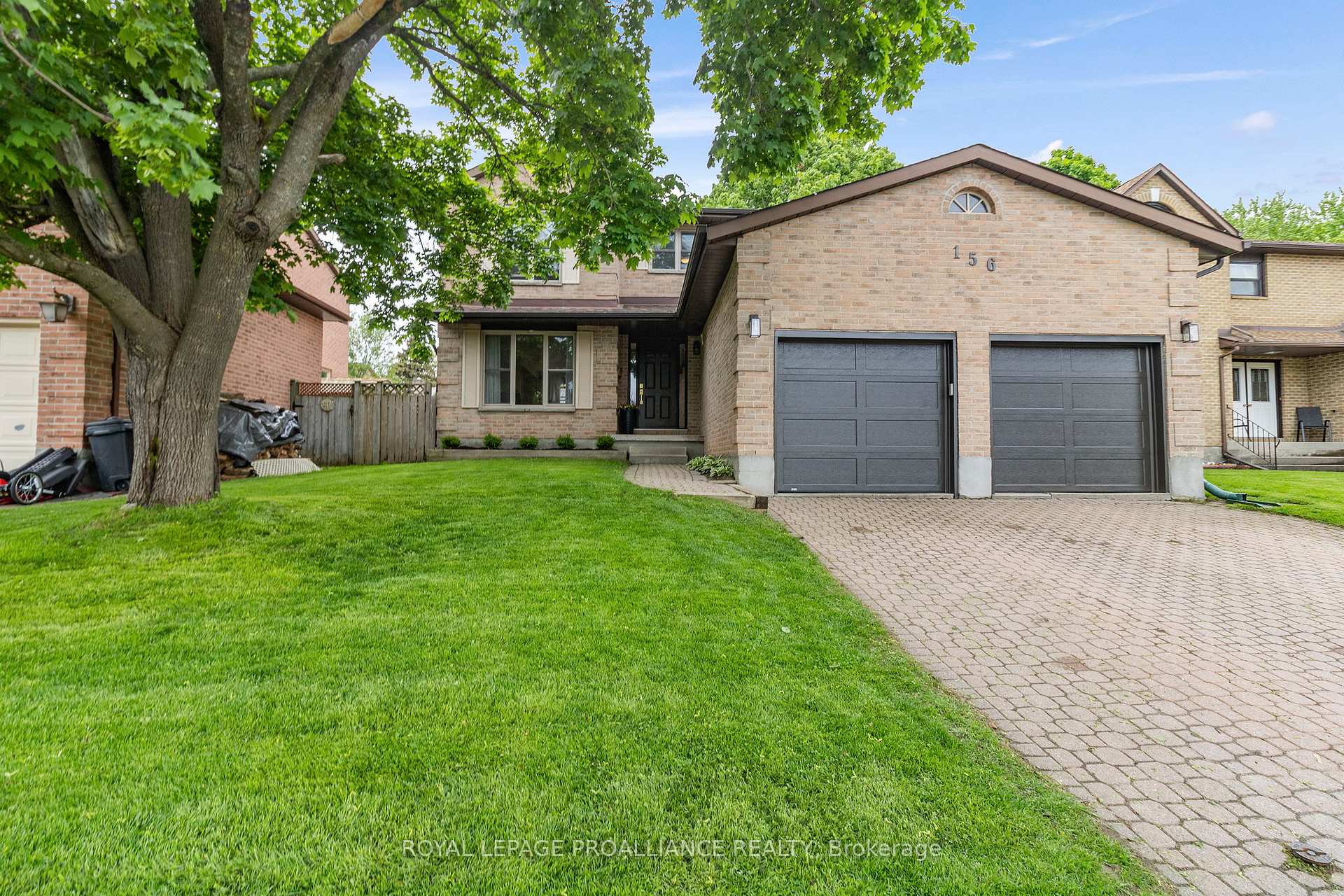 Photo 3 of 156 Beley Street, Brockville — HOMEH