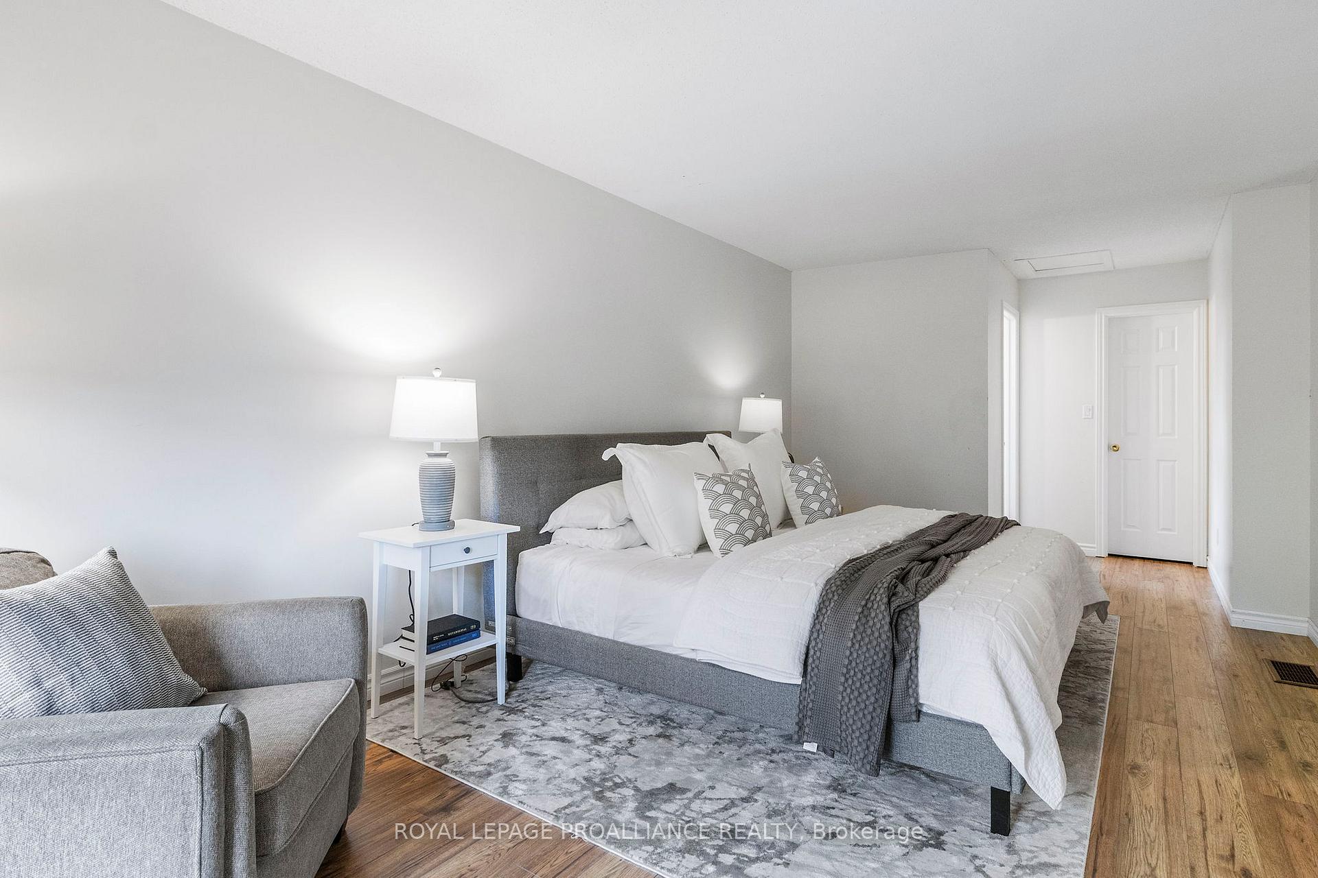 Photo 25 of 156 Beley Street, Brockville — HOMEH