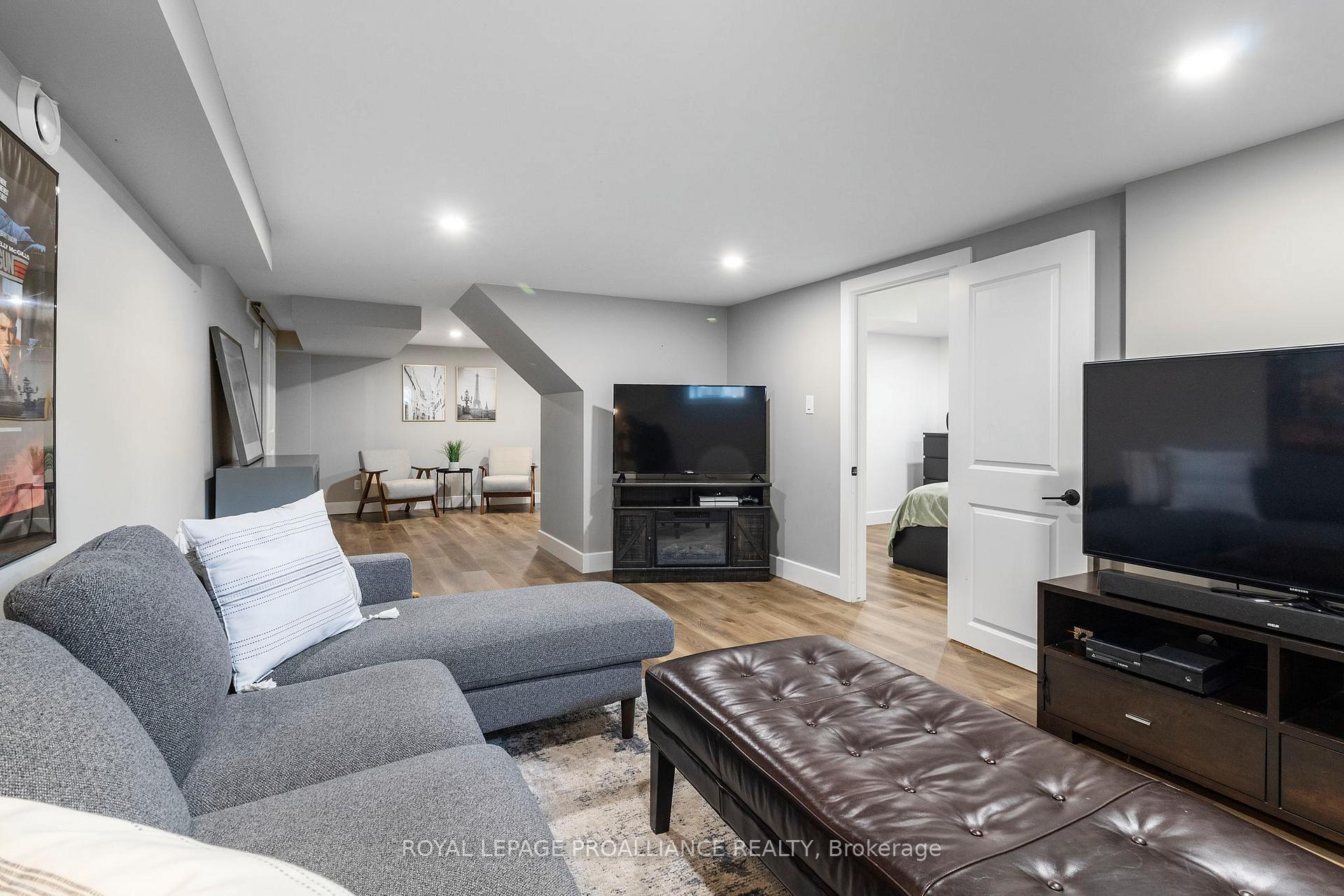 Photo 36 of 156 Beley Street, Brockville — HOMEH