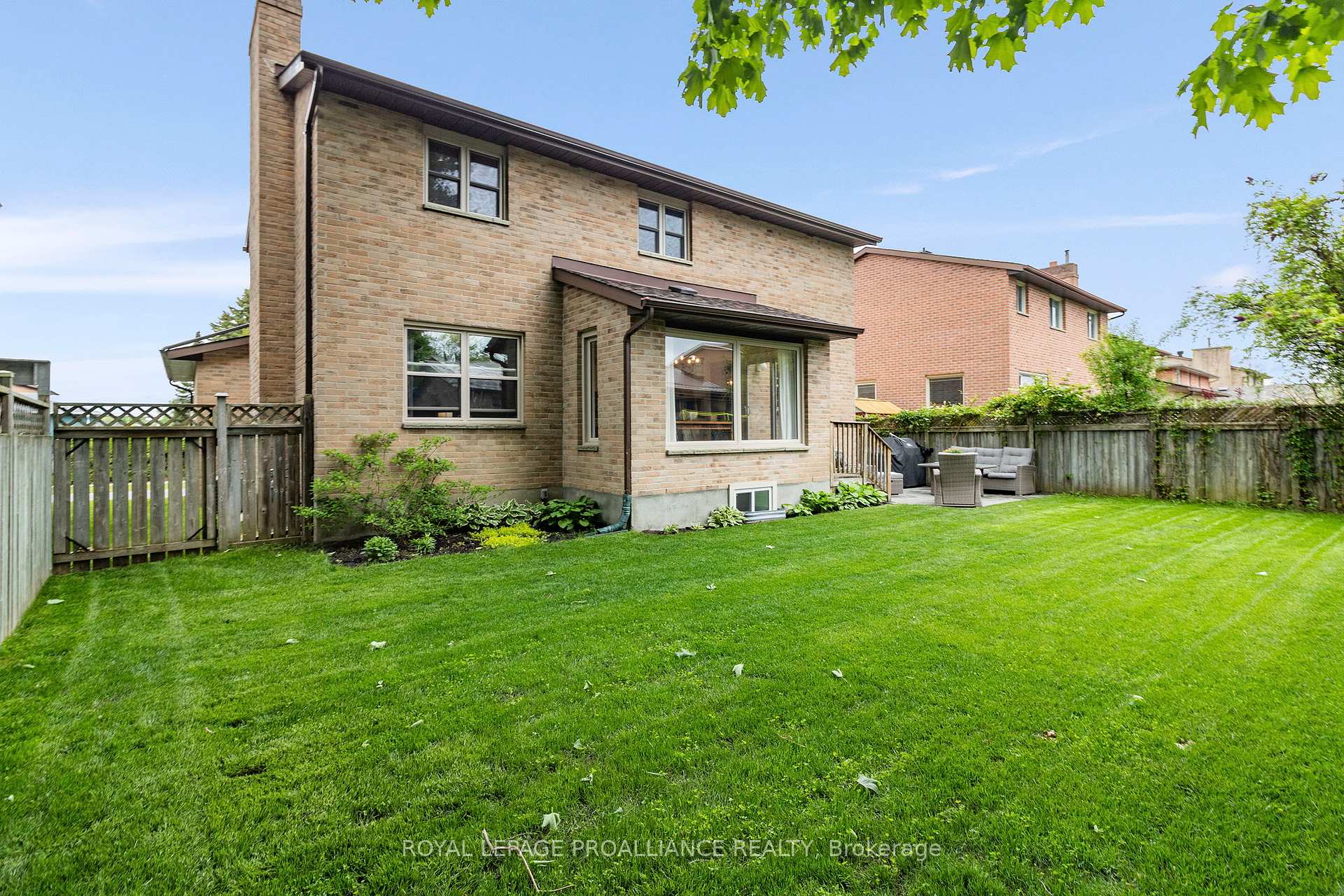 Photo 44 of 156 Beley Street, Brockville — HOMEH
