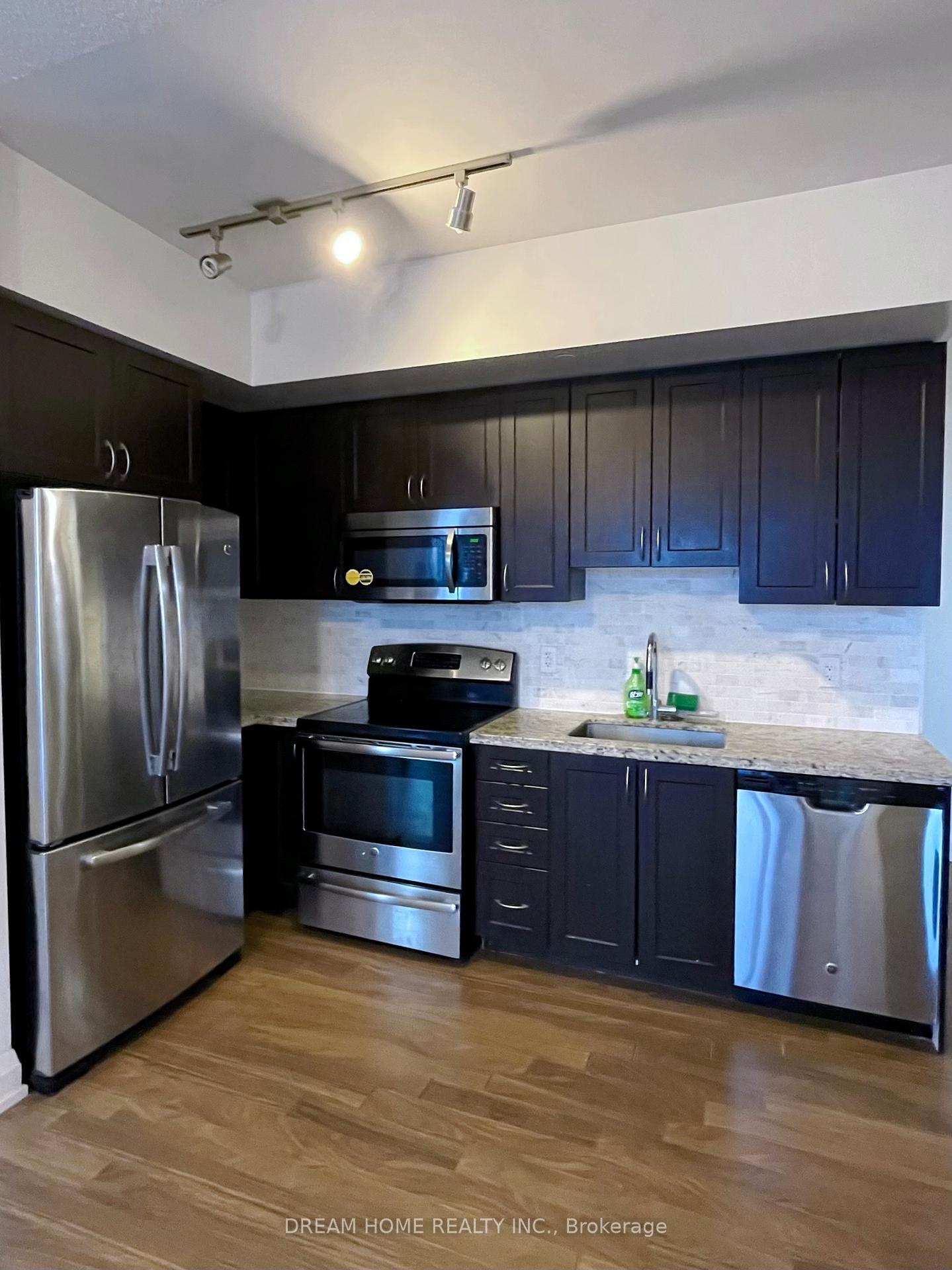 Photo 4 of Unit 1801, 7171 Yonge Street, Markham, Grandview — HOMEH