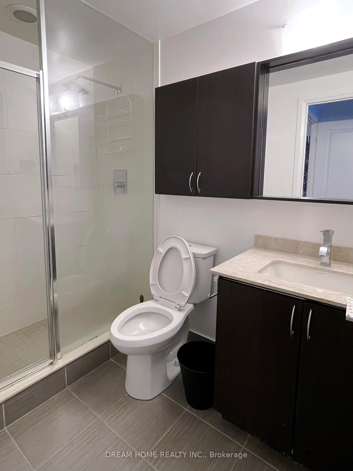 Photo 7 of Unit 1801, 7171 Yonge Street, Markham, Grandview — HOMEH