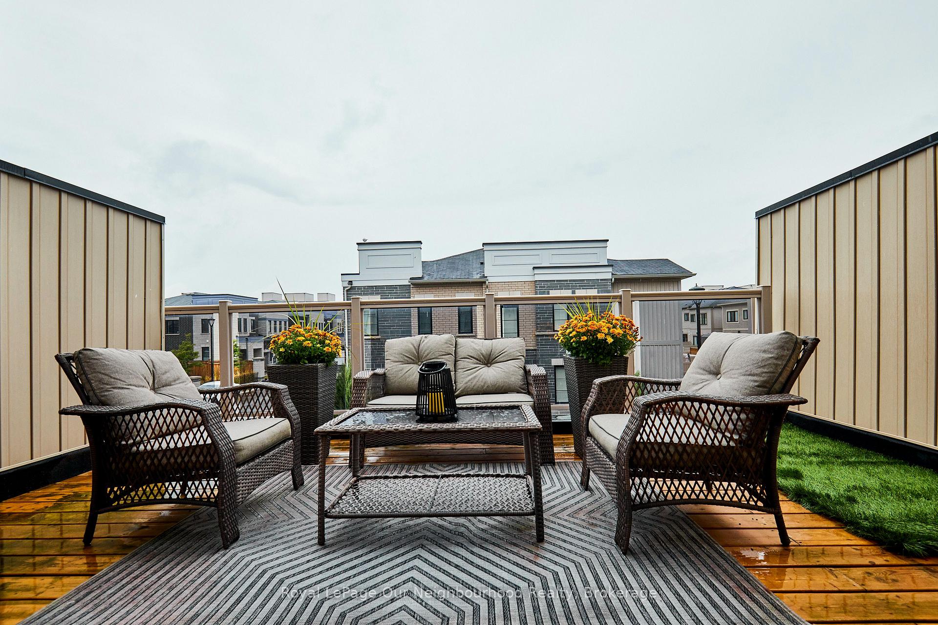 Photo 16 of 28 Clarington Boulevard, Clarington, Bowmanville — HOMEH