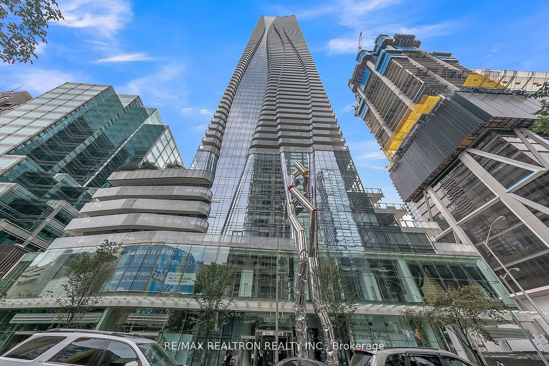 Photo 1 of Unit 4610, 1 Bloor Street E, Toronto, Church-Yonge Corridor — HOMEH