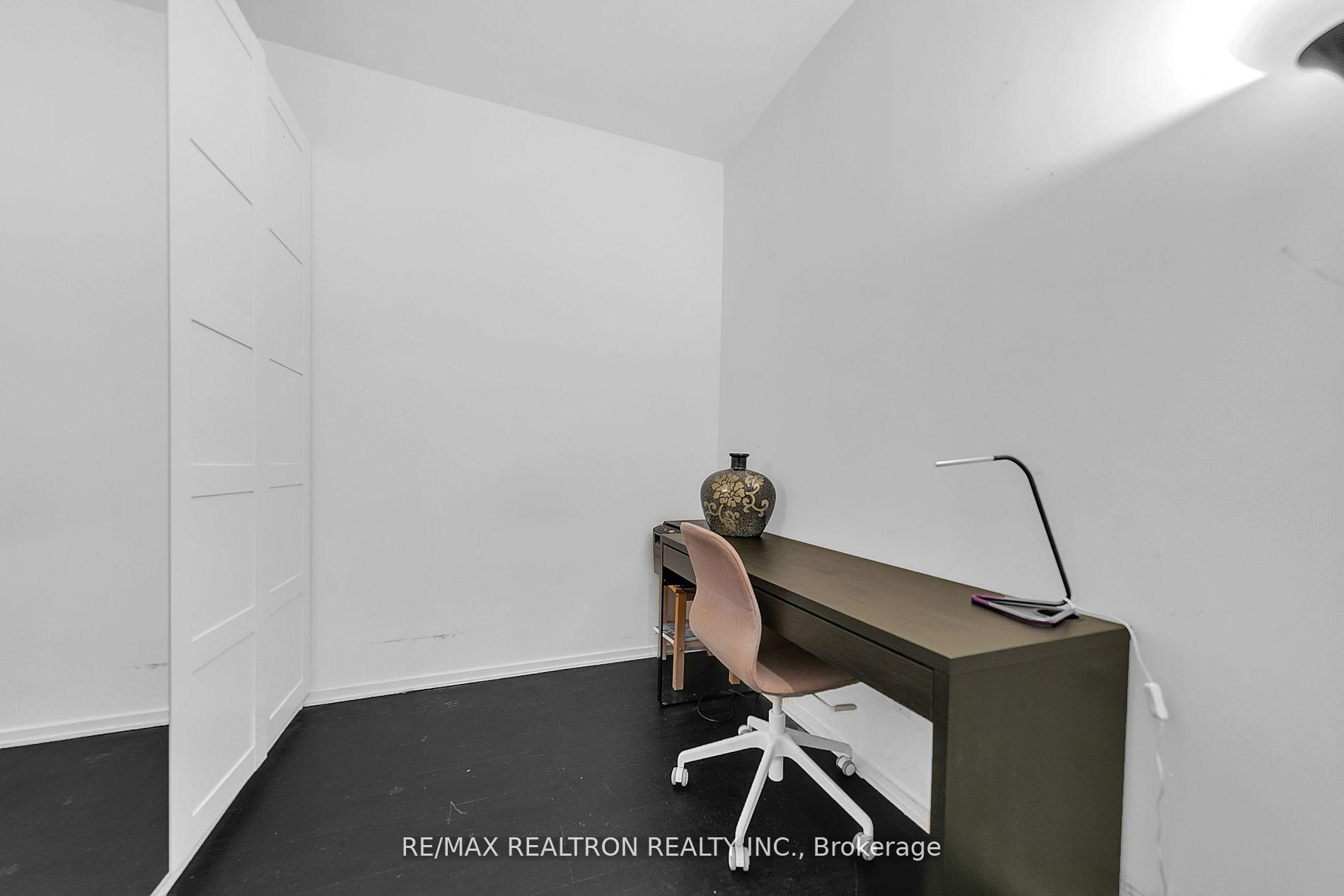 Photo 7 of Unit 4610, 1 Bloor Street E, Toronto, Church-Yonge Corridor — HOMEH
