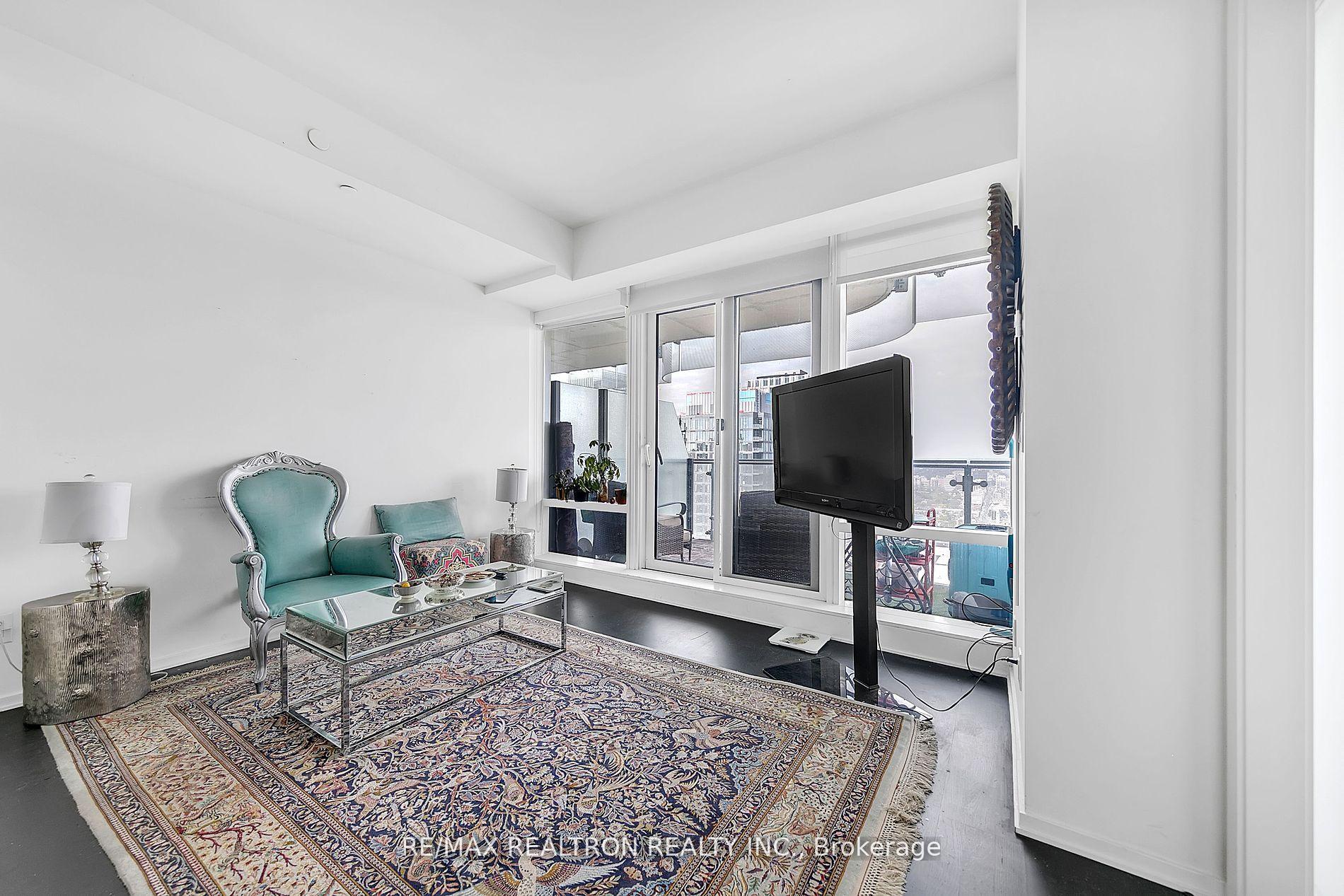Photo 8 of Unit 4610, 1 Bloor Street E, Toronto, Church-Yonge Corridor — HOMEH