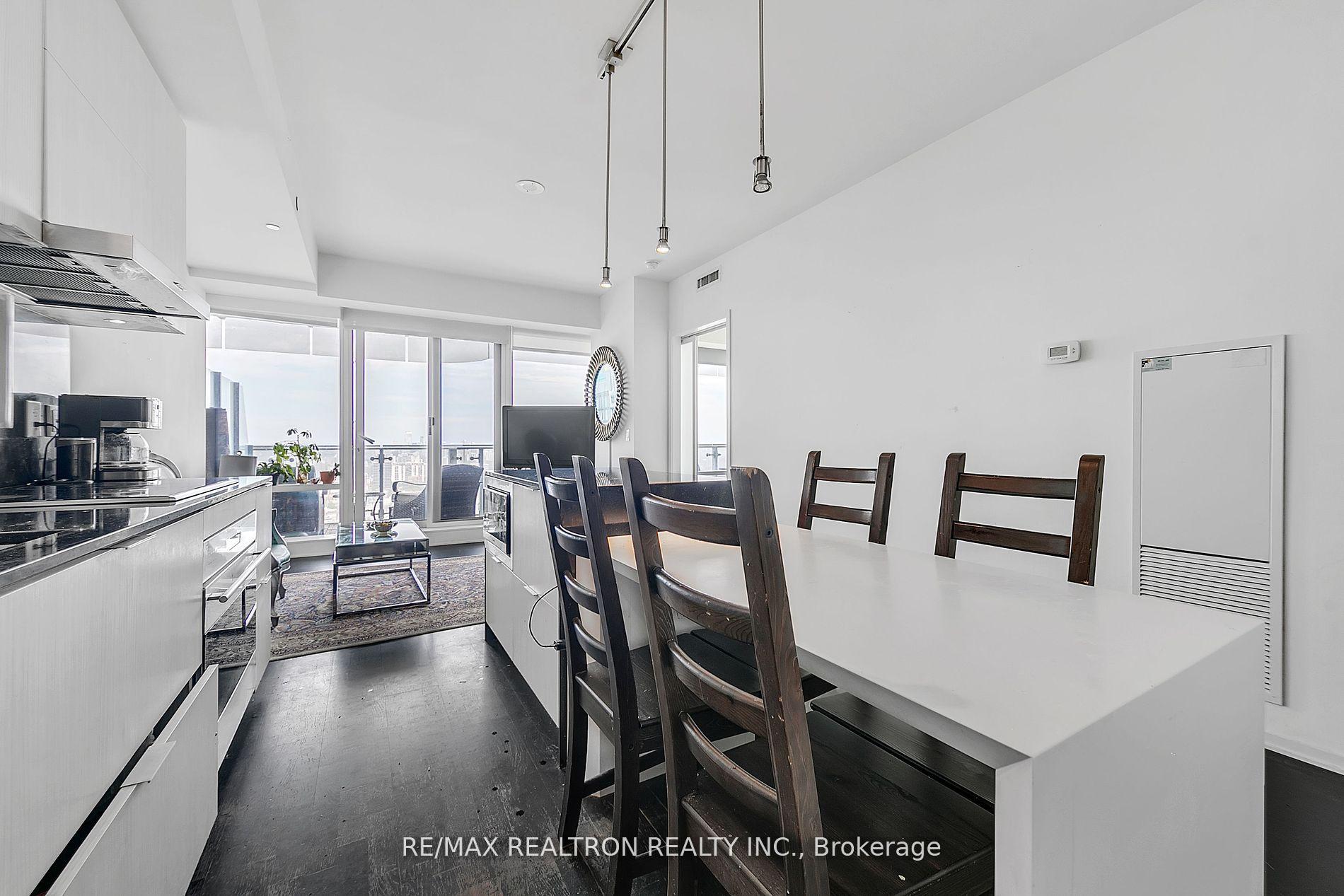 Photo 12 of Unit 4610, 1 Bloor Street E, Toronto, Church-Yonge Corridor — HOMEH