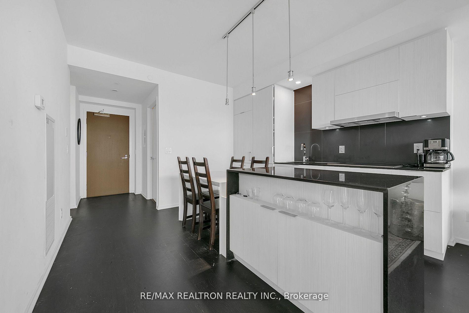 Photo 15 of Unit 4610, 1 Bloor Street E, Toronto, Church-Yonge Corridor — HOMEH
