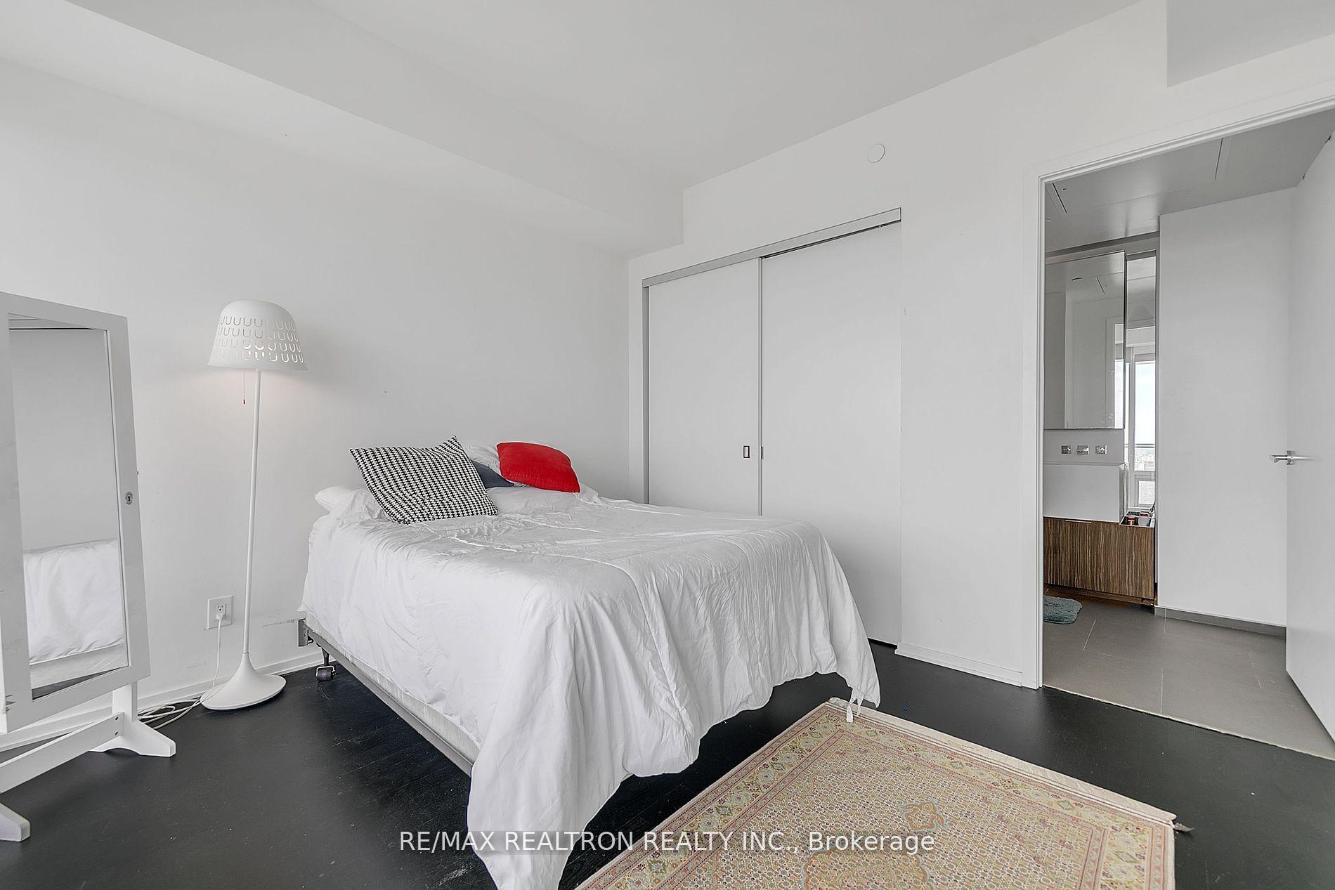 Photo 20 of Unit 4610, 1 Bloor Street E, Toronto, Church-Yonge Corridor — HOMEH