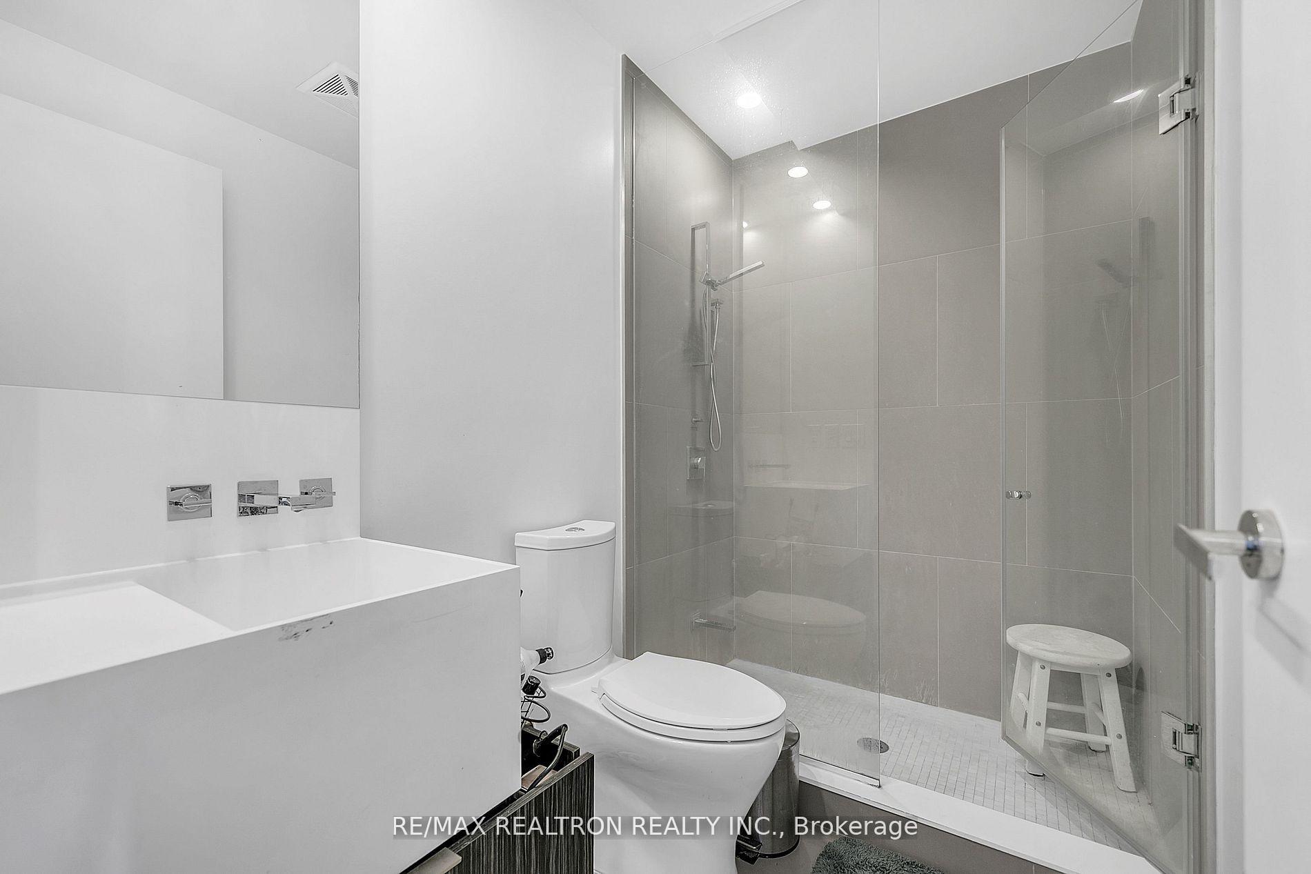 Photo 23 of Unit 4610, 1 Bloor Street E, Toronto, Church-Yonge Corridor — HOMEH