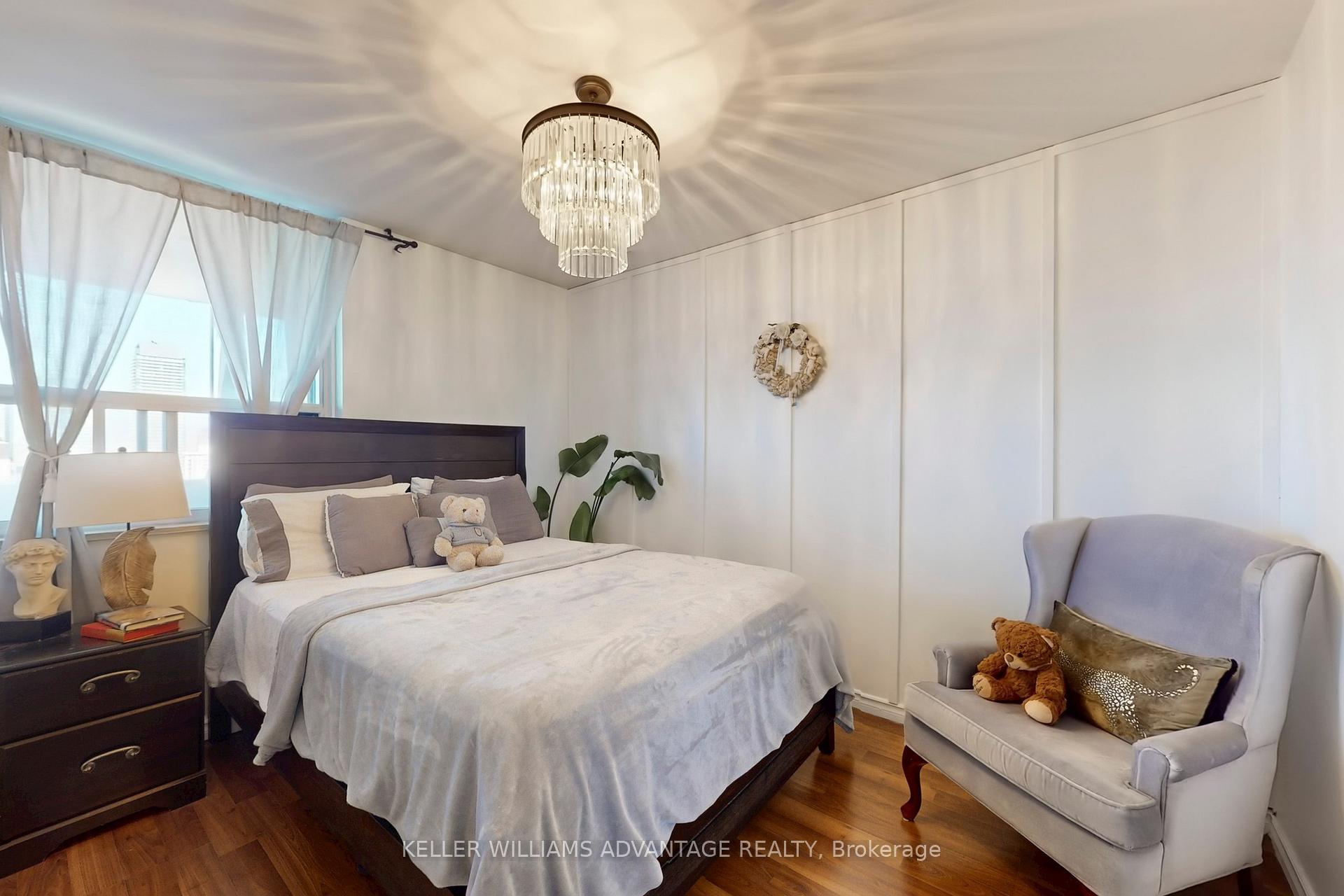 Photo 11 of Unit 3109, 40 Homewood Avenue, Toronto, Cabbagetown-South St. James Town — HOMEH