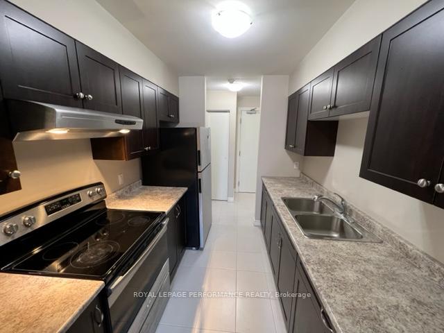 Photo 5 of Unit 201, 8 Pearl Street, Smiths Falls — HOMEH