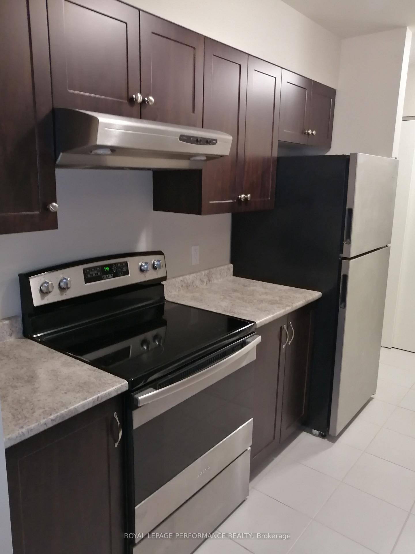 Photo 6 of Unit 201, 8 Pearl Street, Smiths Falls — HOMEH