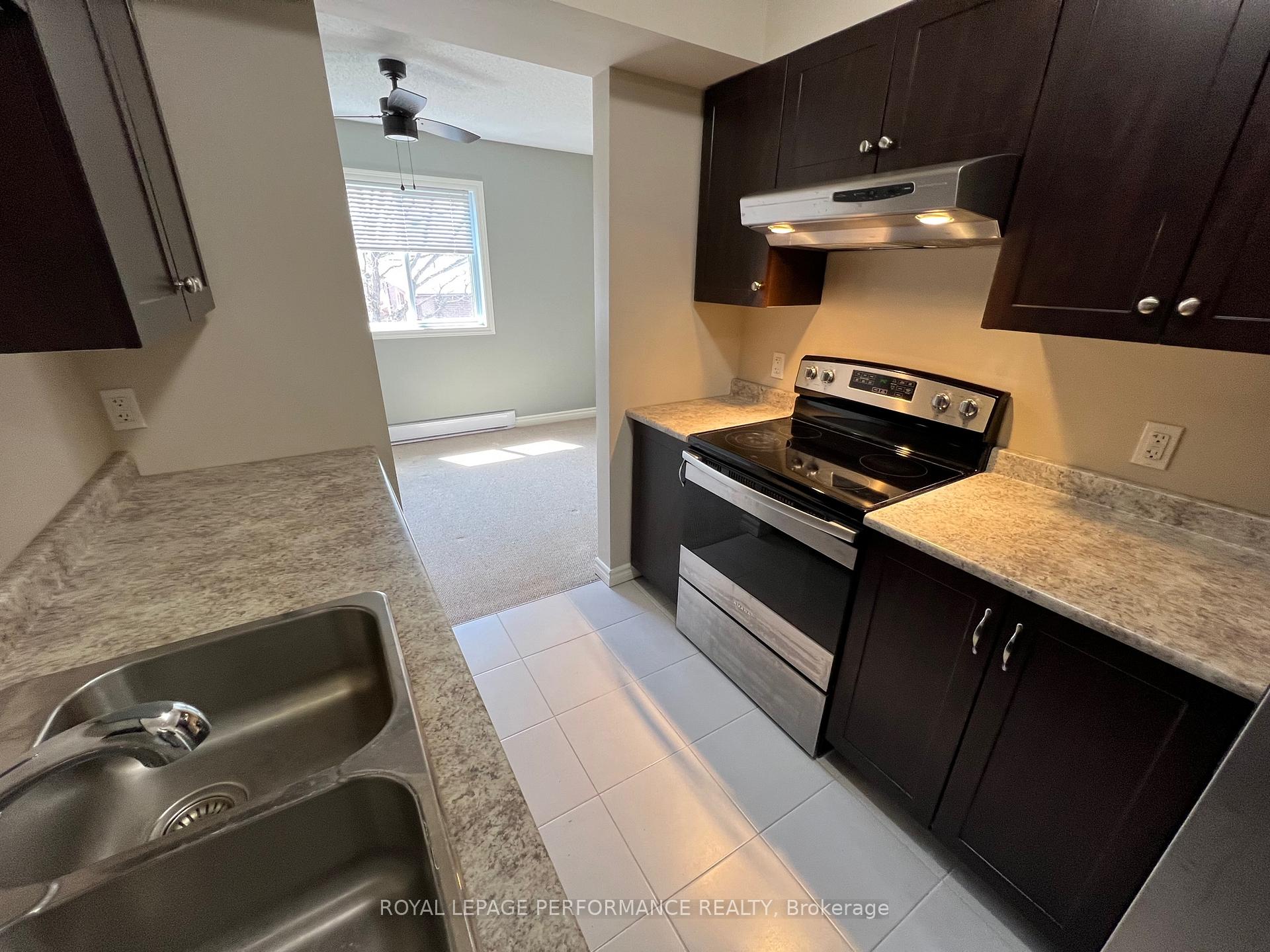 Photo 7 of Unit 201, 8 Pearl Street, Smiths Falls — HOMEH