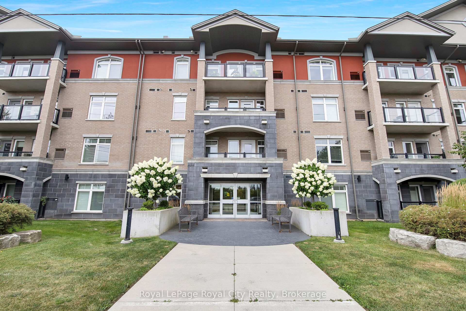 Photo 3 of Unit 408, 106 Bard Boulevard, Guelph, Pineridge/Westminster Woods — HOMEH