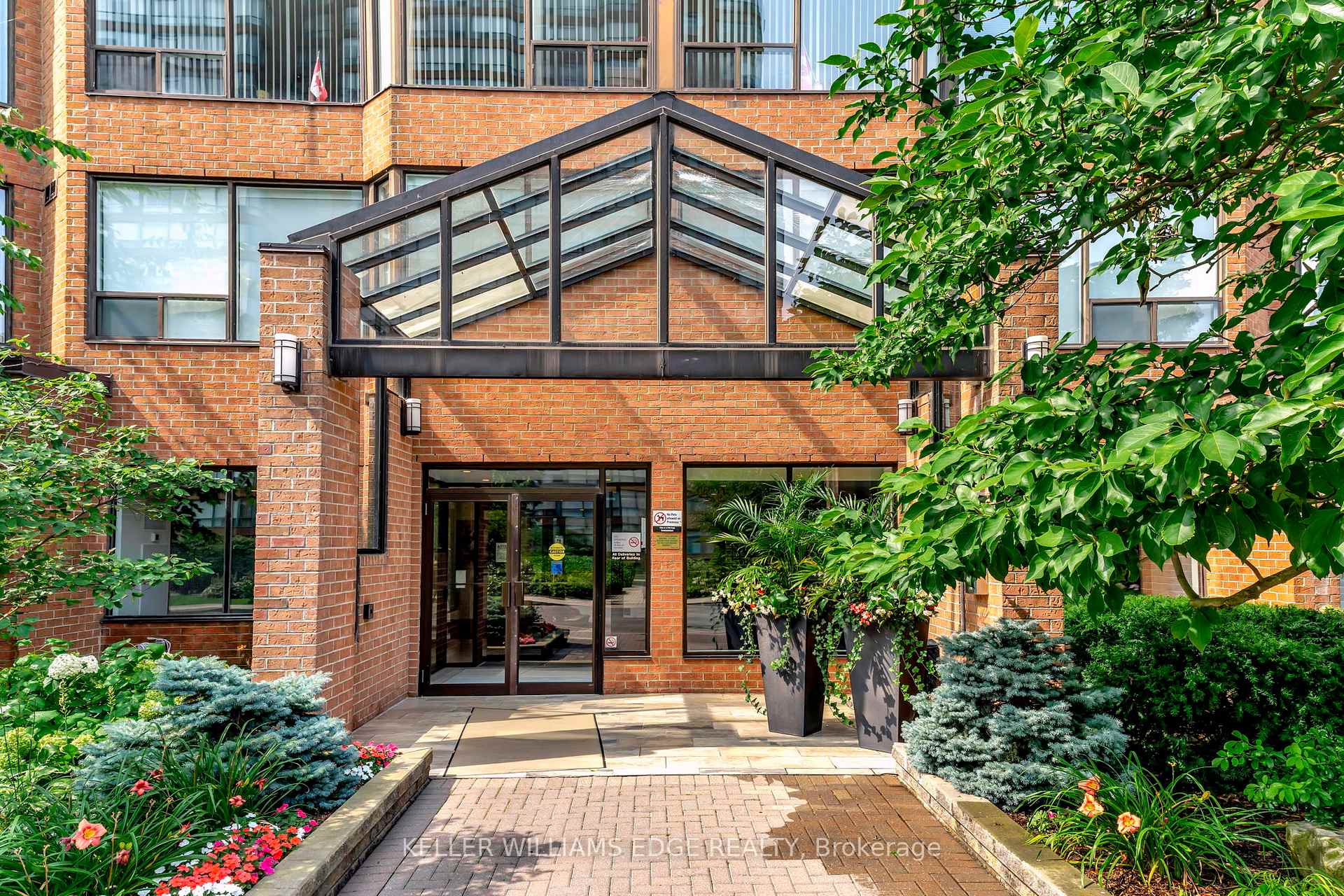 Photo 19 of Unit 1502, 1270 Maple Crossing Boulevard, Burlington, Brant — HOMEH