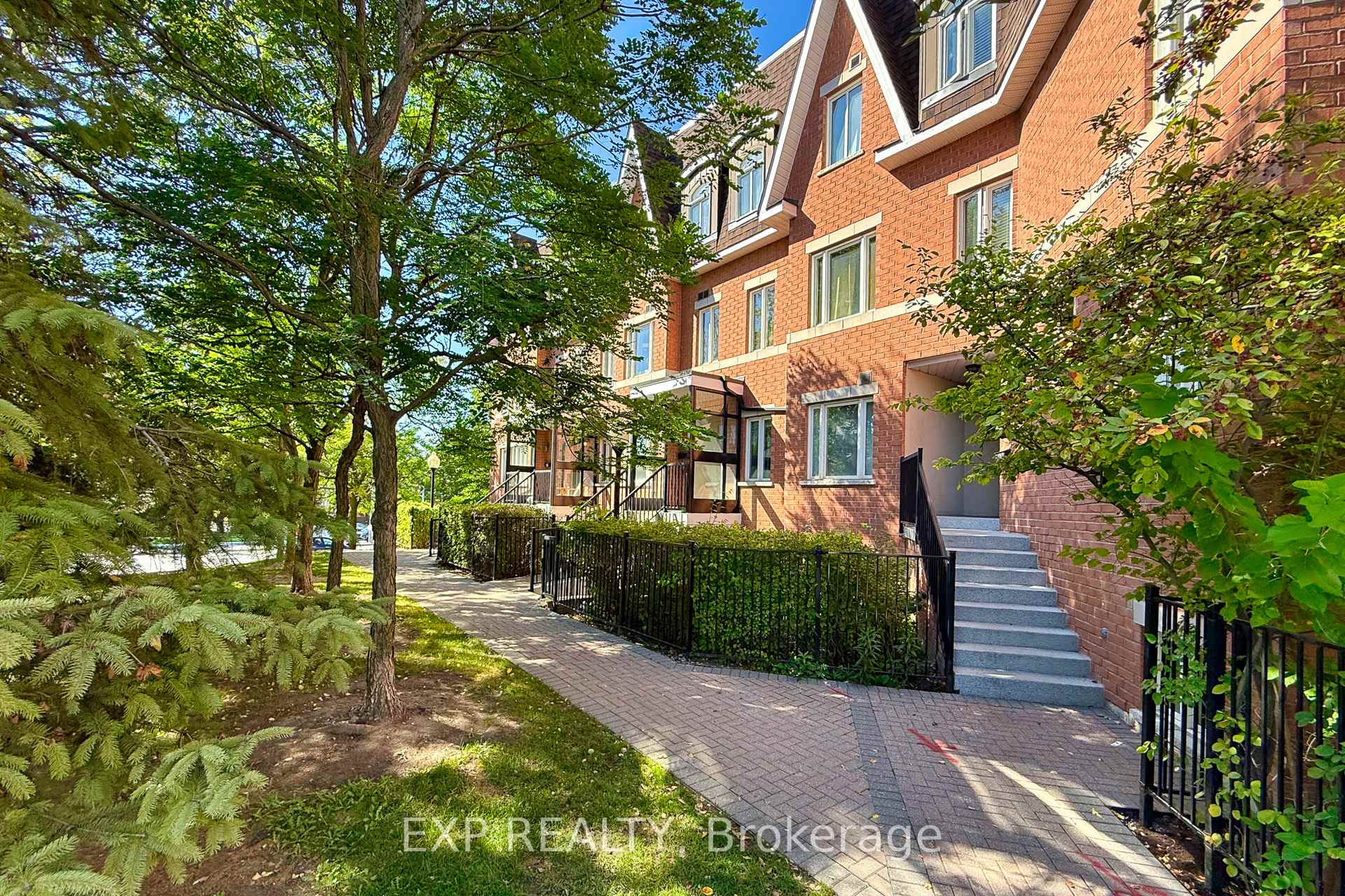 Photo 1 of Unit 158, 306 John Street, Markham, Aileen-Willowbrook — HOMEH