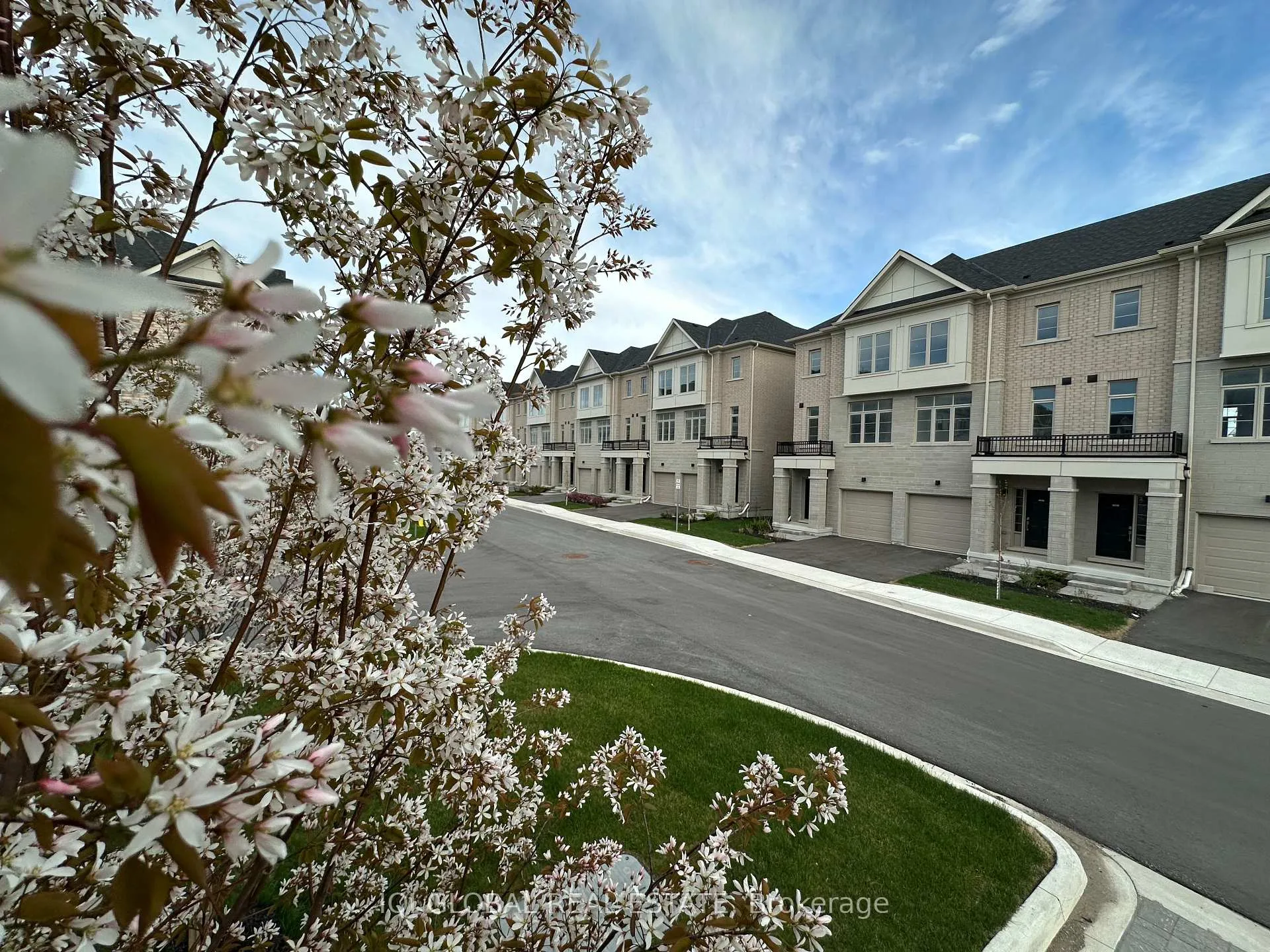 Front of Unit 305, 1655 Palmers Sawmill Road