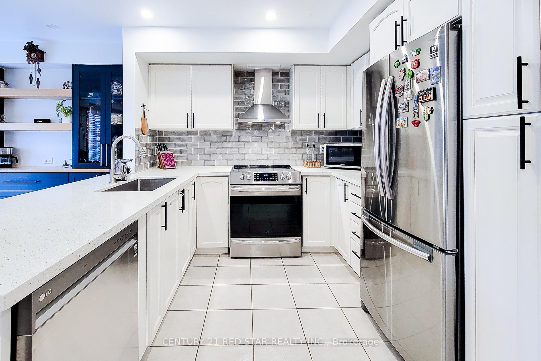 Photo 10 of Unit 19, 18 Cedar Street, Grimsby, Grimsby West — HOMEH