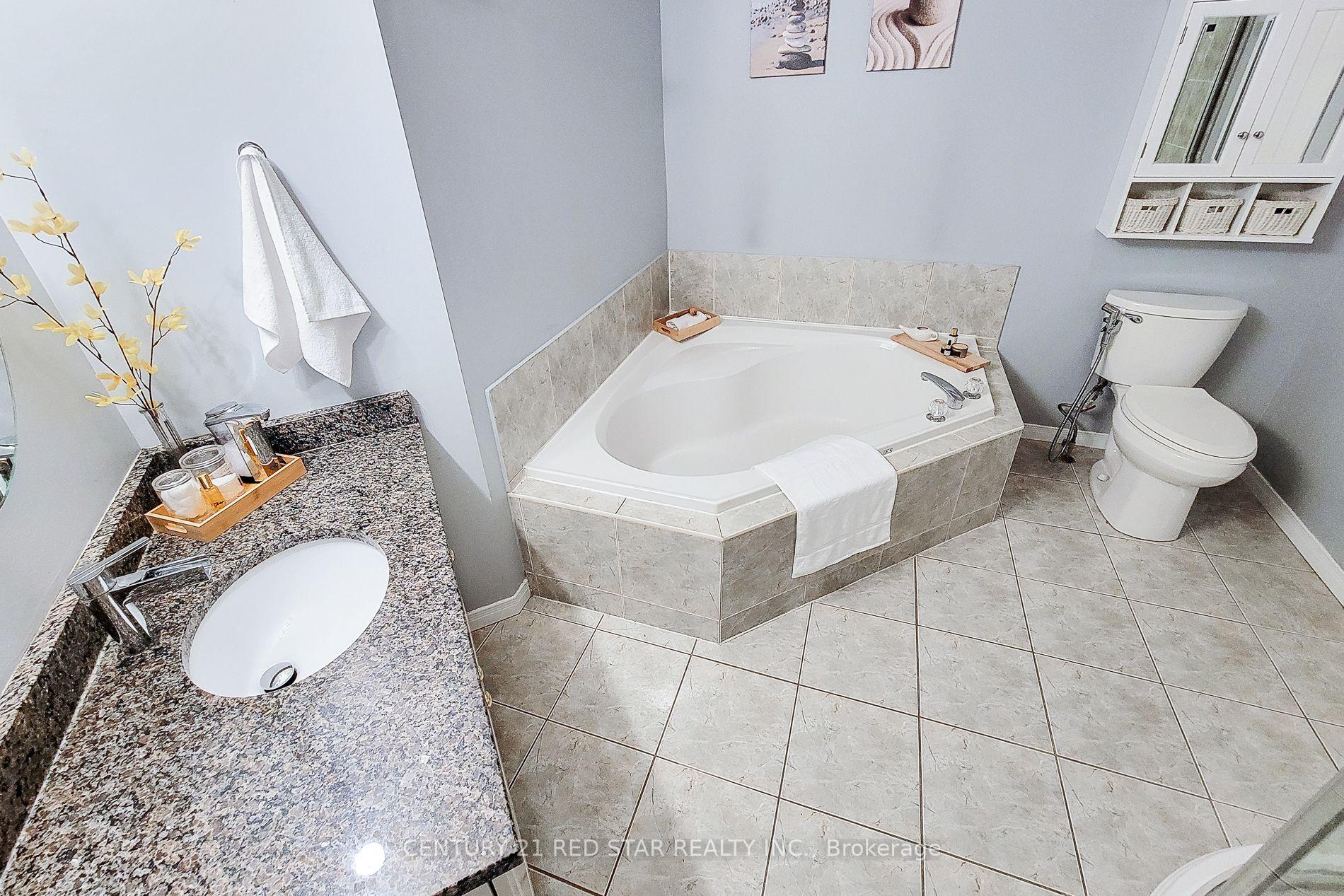 Photo 18 of Unit 19, 18 Cedar Street, Grimsby, Grimsby West — HOMEH
