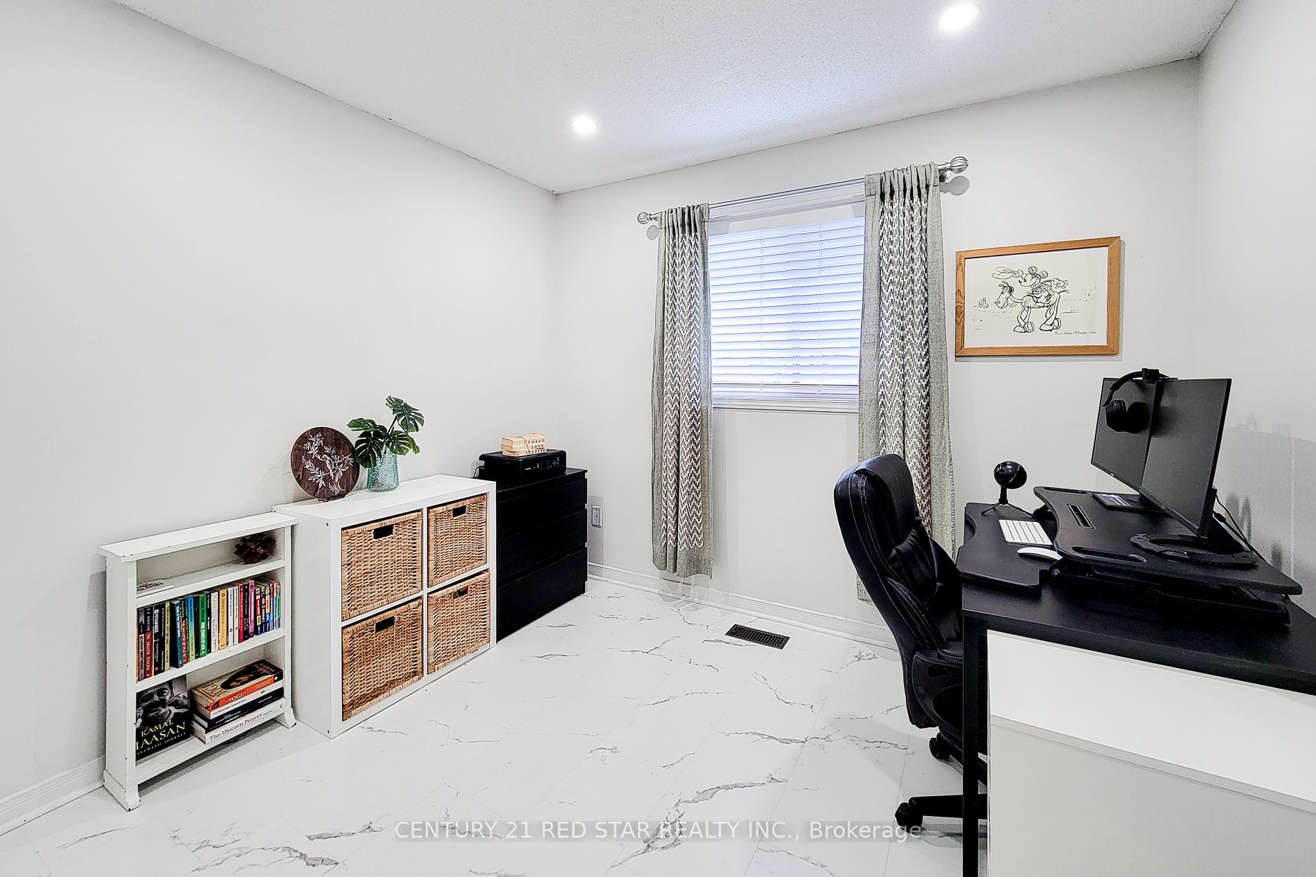 Photo 21 of Unit 19, 18 Cedar Street, Grimsby, Grimsby West — HOMEH
