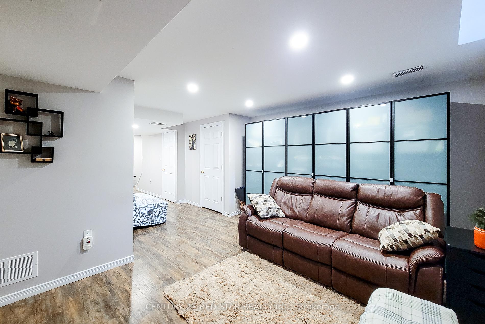 Photo 23 of Unit 19, 18 Cedar Street, Grimsby, Grimsby West — HOMEH