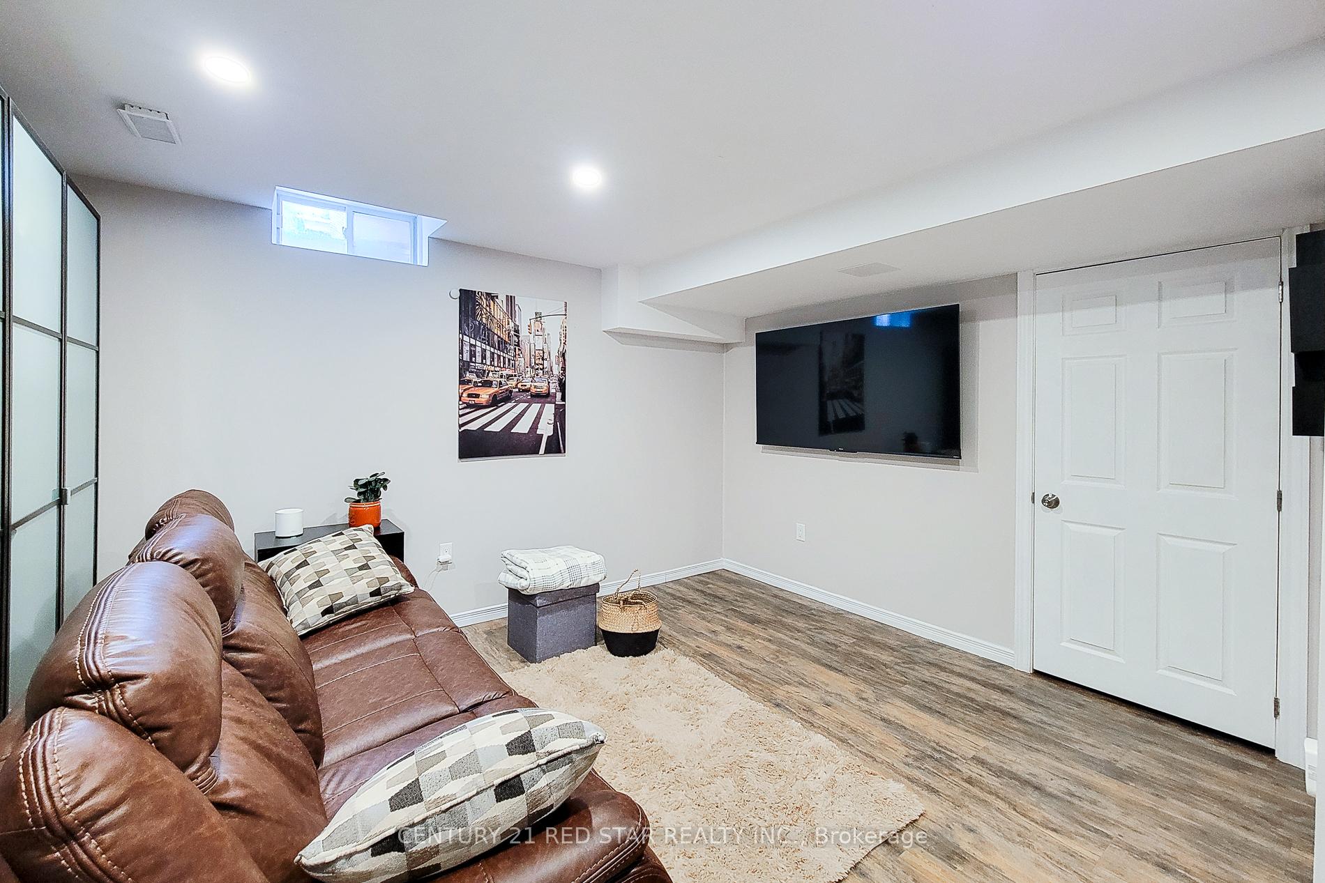 Photo 25 of Unit 19, 18 Cedar Street, Grimsby, Grimsby West — HOMEH