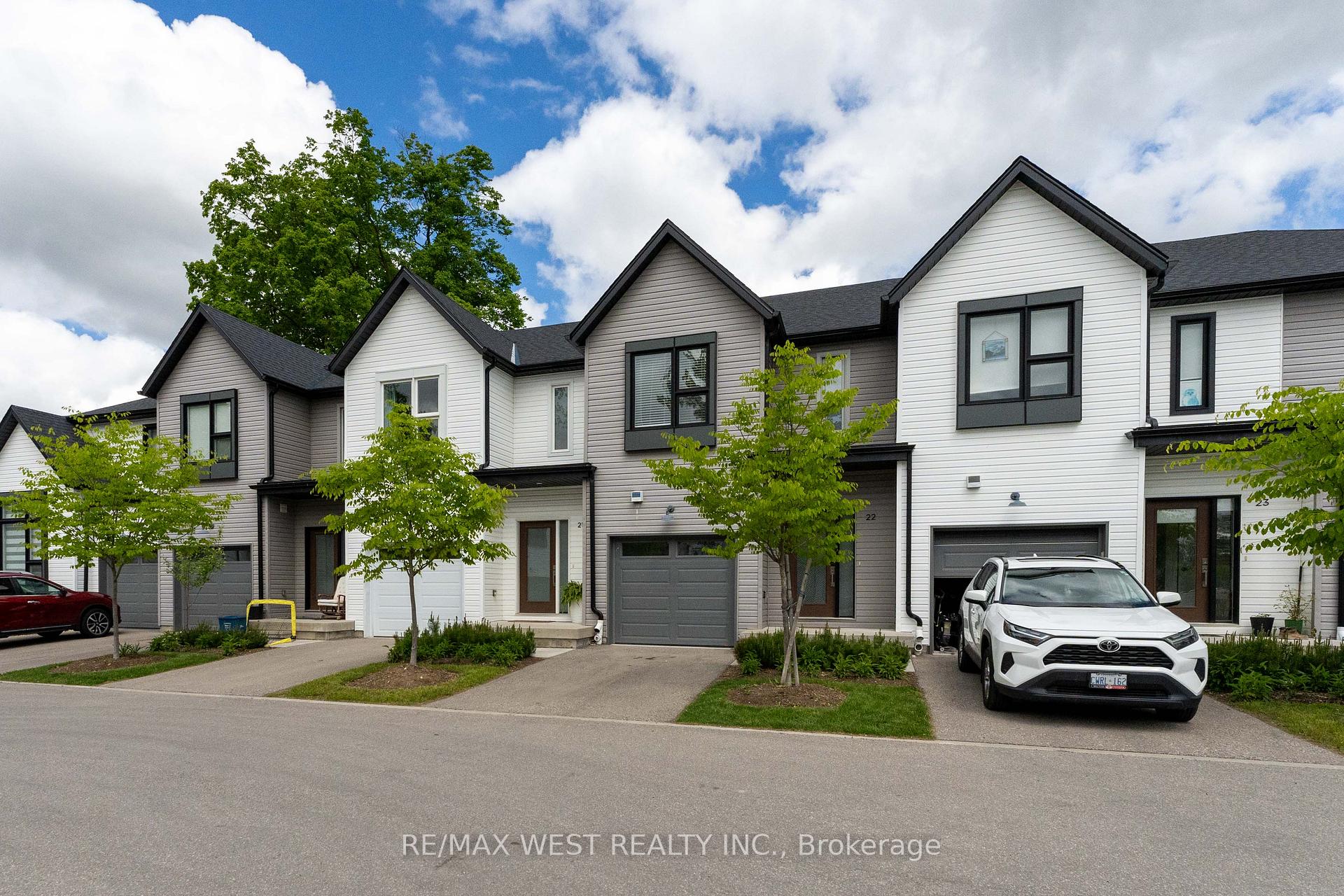 Front of Unit 22, 110 Fergus Avenue