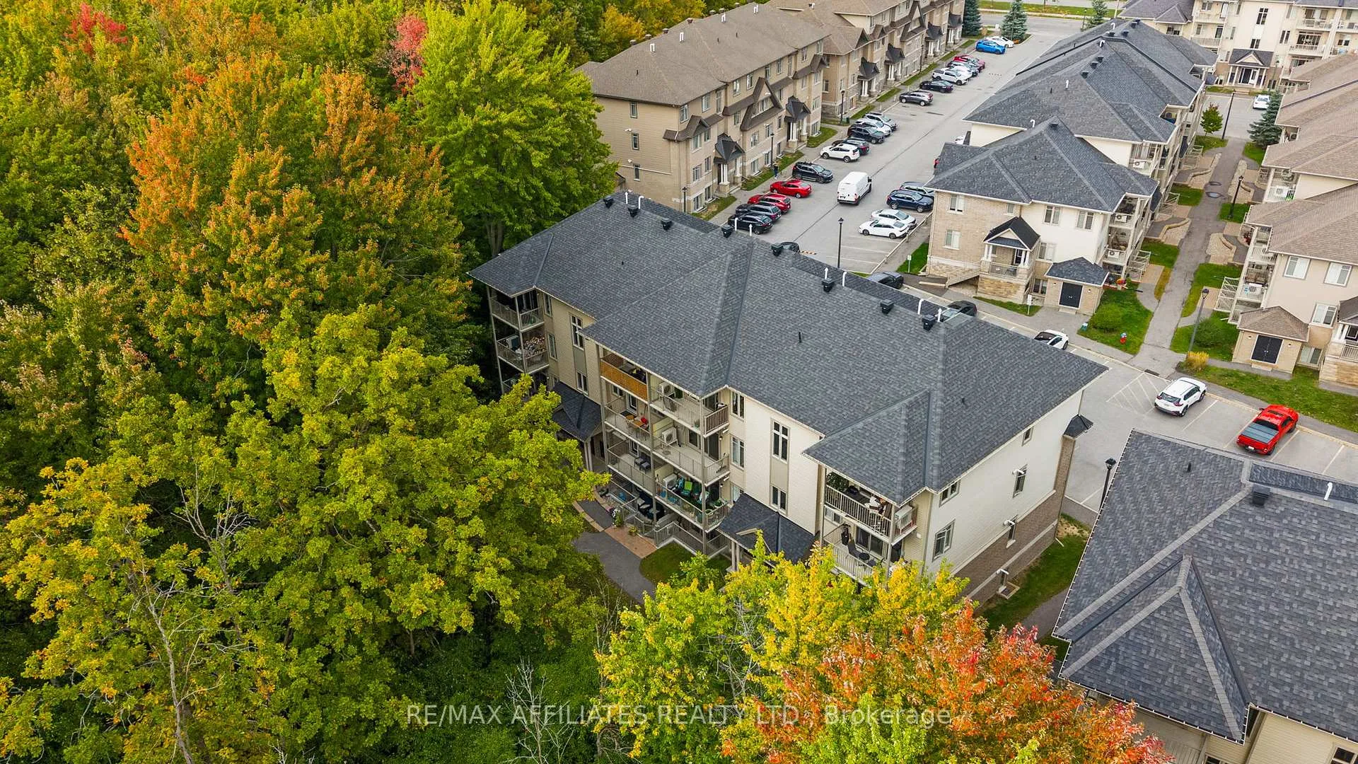 Photo 4 of Unit H, 1030 Beryl Private, Ottawa, Riverside South/Gloucester Glen — HOMEH