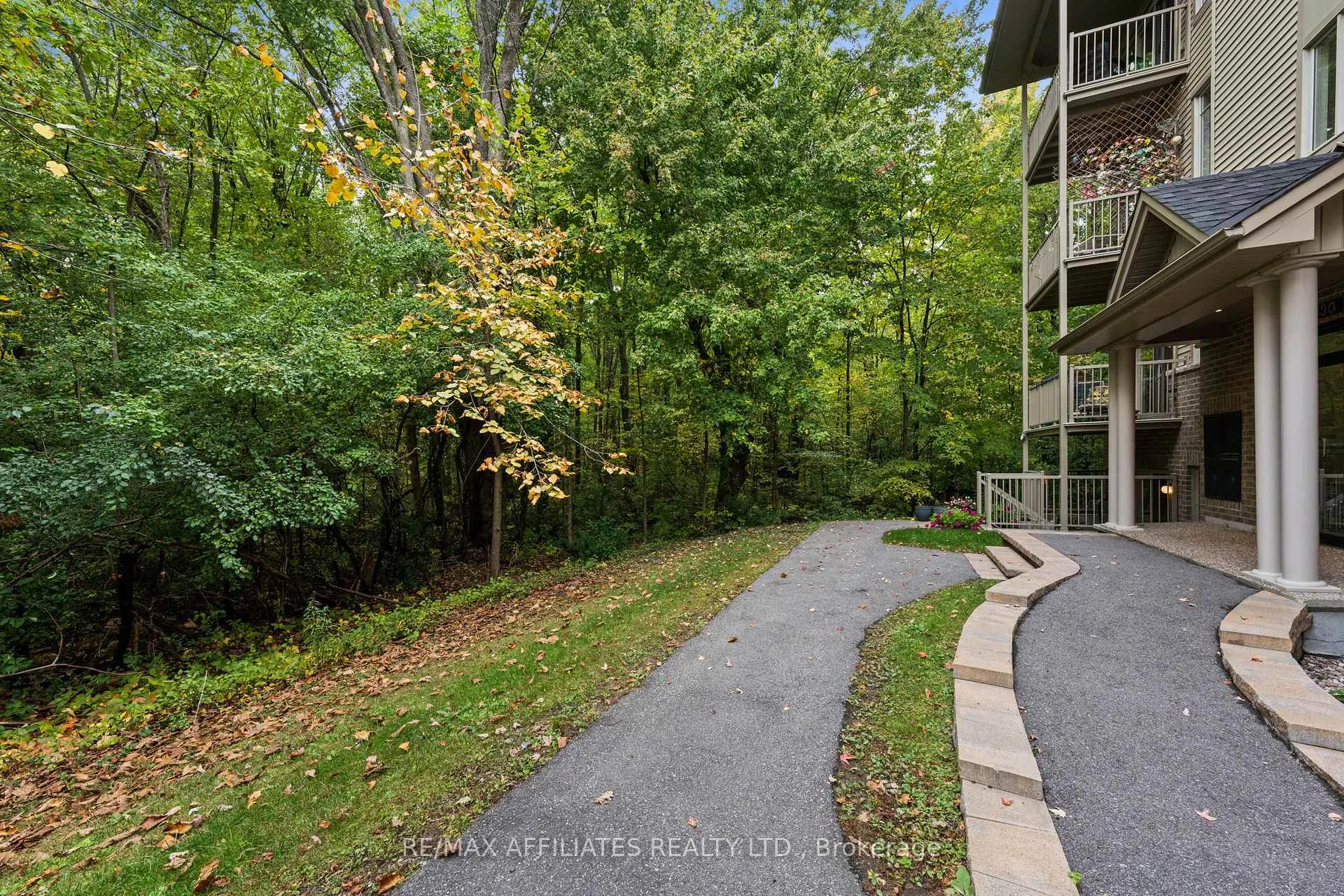 Photo 6 of Unit H, 1030 Beryl Private, Ottawa, Riverside South/Gloucester Glen — HOMEH