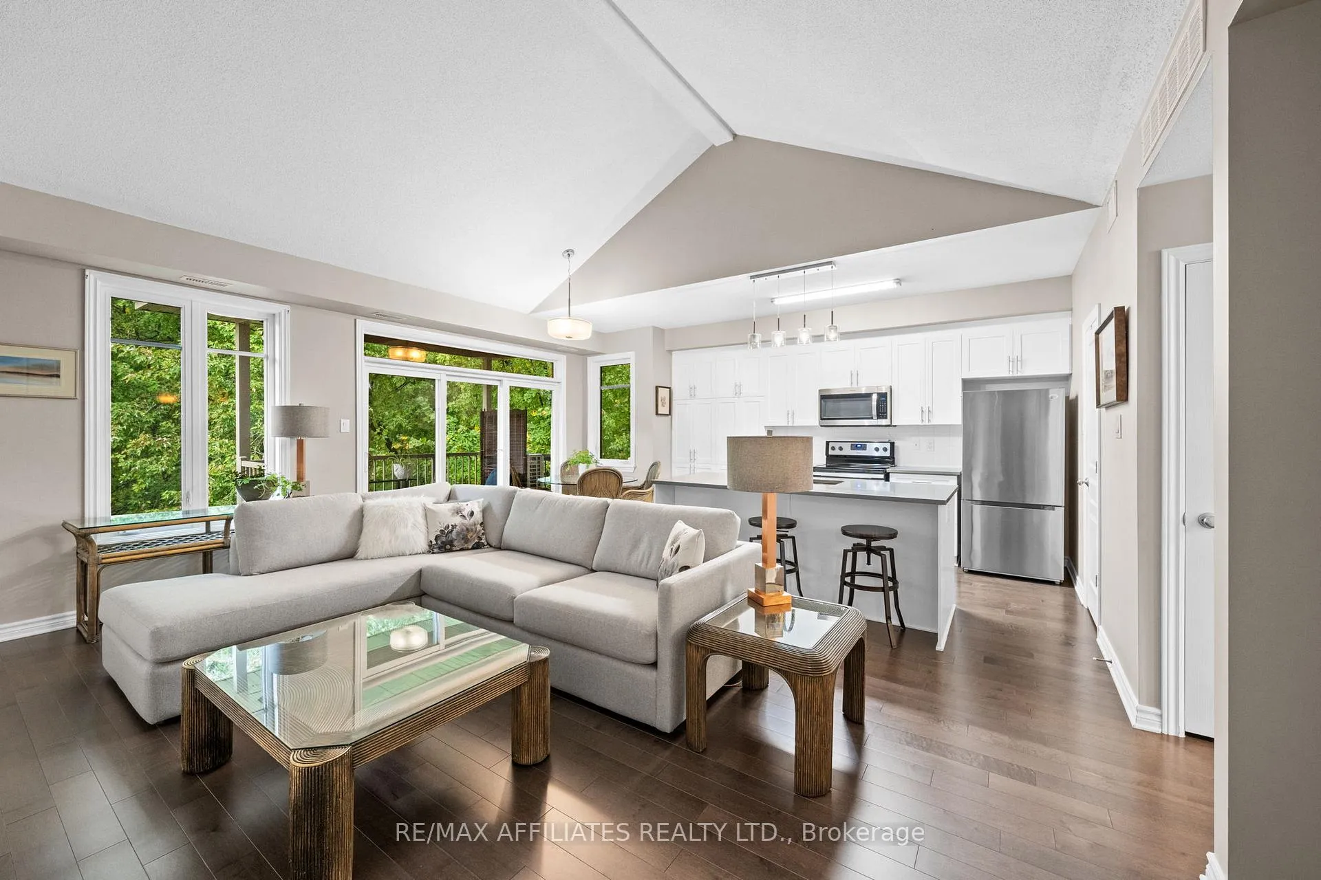 Photo 10 of Unit H, 1030 Beryl Private, Ottawa, Riverside South/Gloucester Glen — HOMEH
