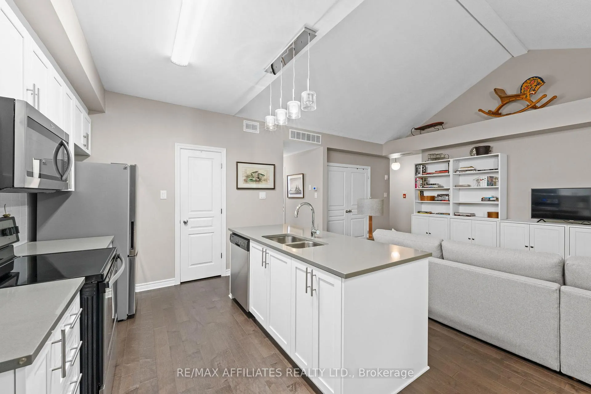 Photo 16 of Unit H, 1030 Beryl Private, Ottawa, Riverside South/Gloucester Glen — HOMEH
