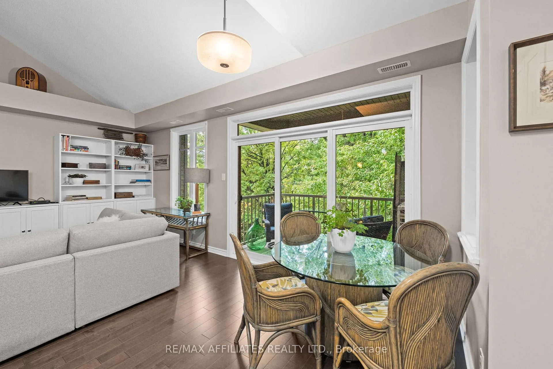Photo 21 of Unit H, 1030 Beryl Private, Ottawa, Riverside South/Gloucester Glen — HOMEH