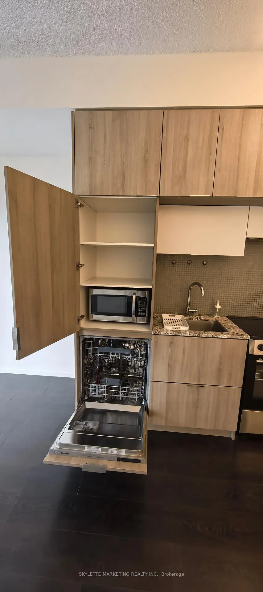 Photo 14 of Unit 1503, 159 Dundas Street E, Toronto, Church-Yonge Corridor — HOMEH