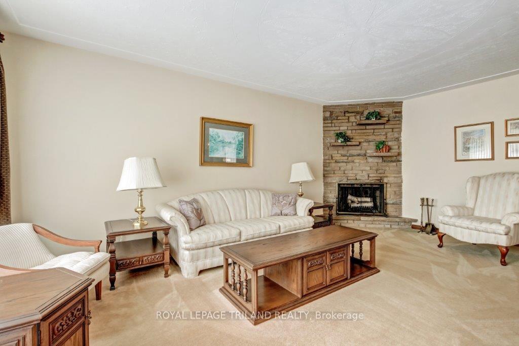 Photo 9 of 10179 Lynhurst Park Drive, Central Elgin, Lynhurst — HOMEH
