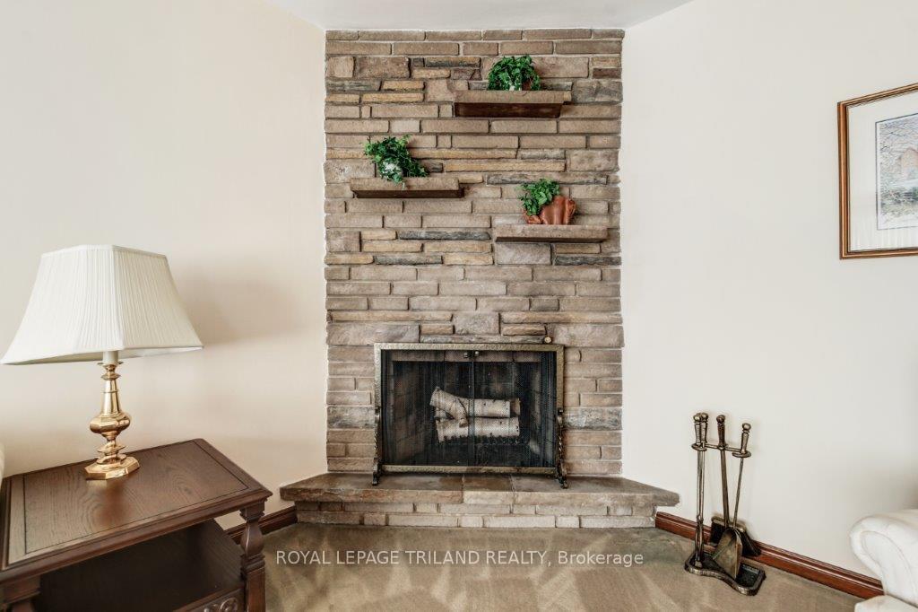 Photo 10 of 10179 Lynhurst Park Drive, Central Elgin, Lynhurst — HOMEH