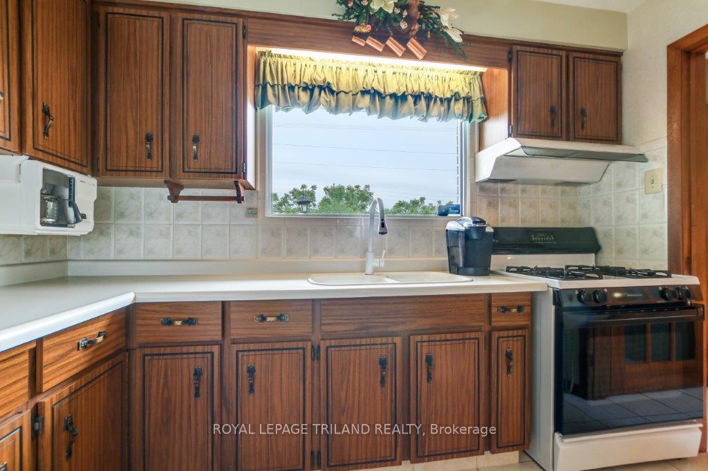 Photo 14 of 10179 Lynhurst Park Drive, Central Elgin, Lynhurst — HOMEH