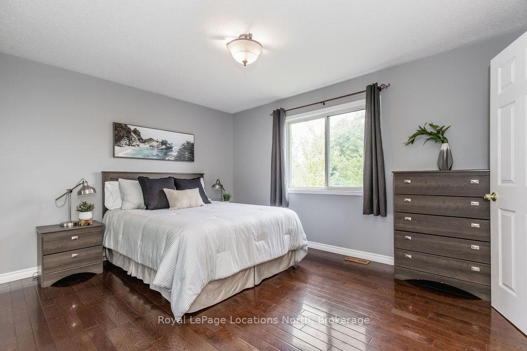 Photo 24 of 21 Robert Avenue, Collingwood — HOMEH