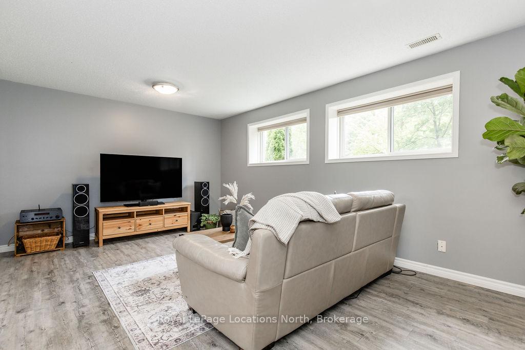 Photo 34 of 21 Robert Avenue, Collingwood — HOMEH