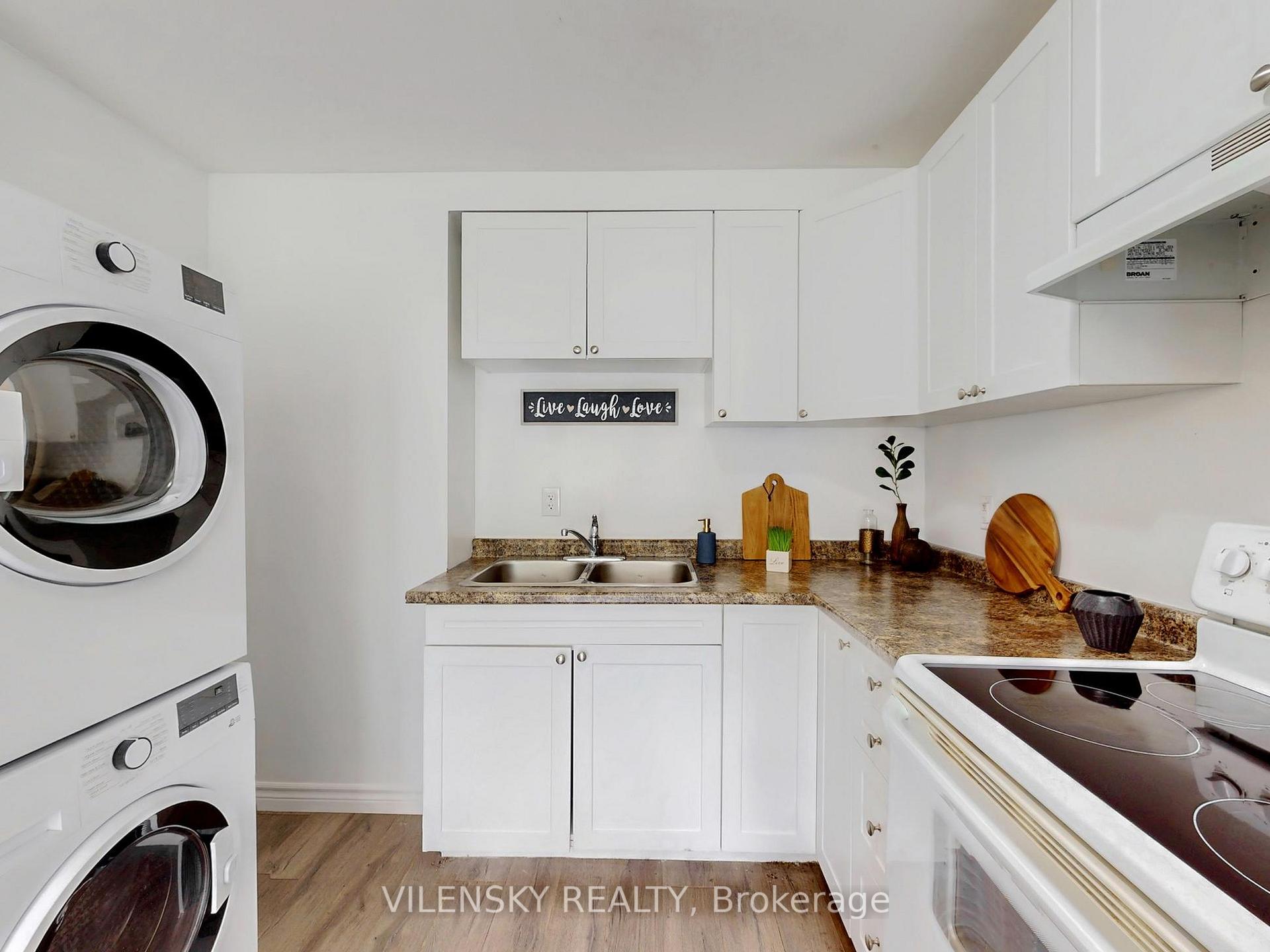 Photo 7 of 113 John Street, Barrie, Sanford — HOMEH