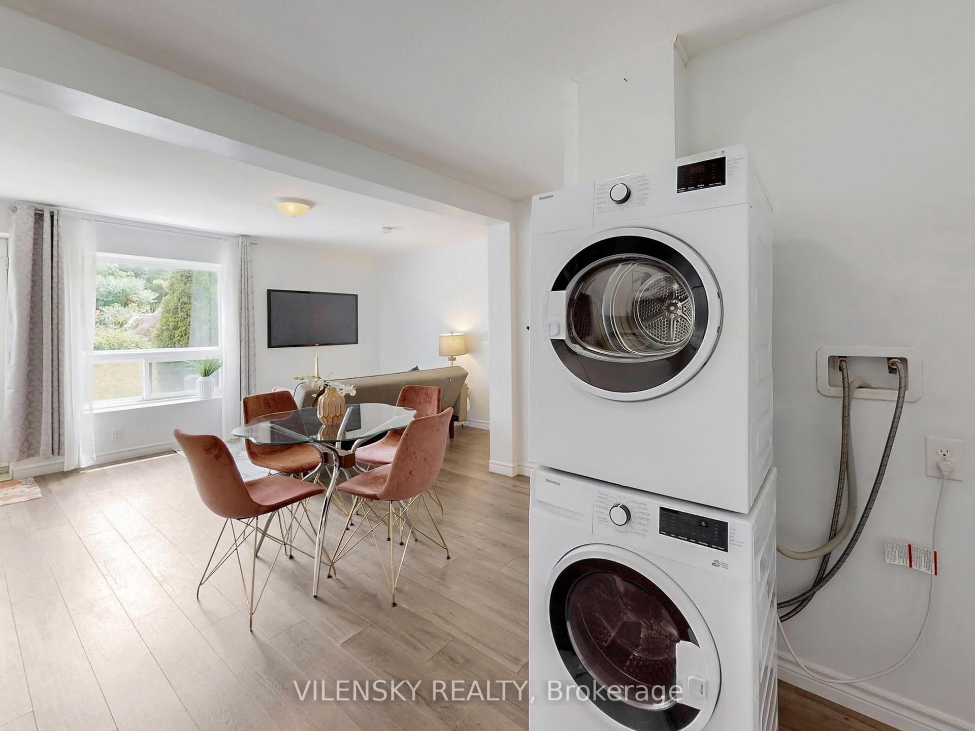 Photo 8 of 113 John Street, Barrie, Sanford — HOMEH