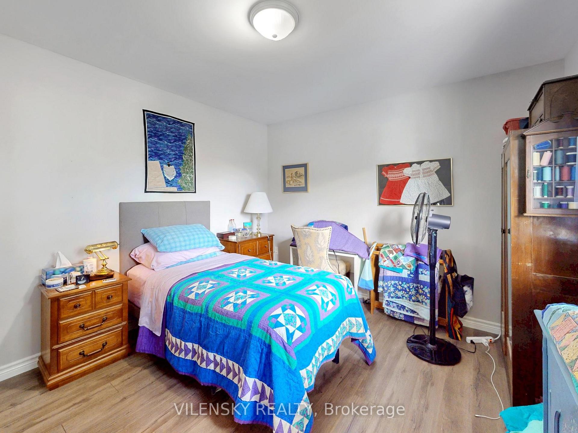 Photo 18 of 113 John Street, Barrie, Sanford — HOMEH