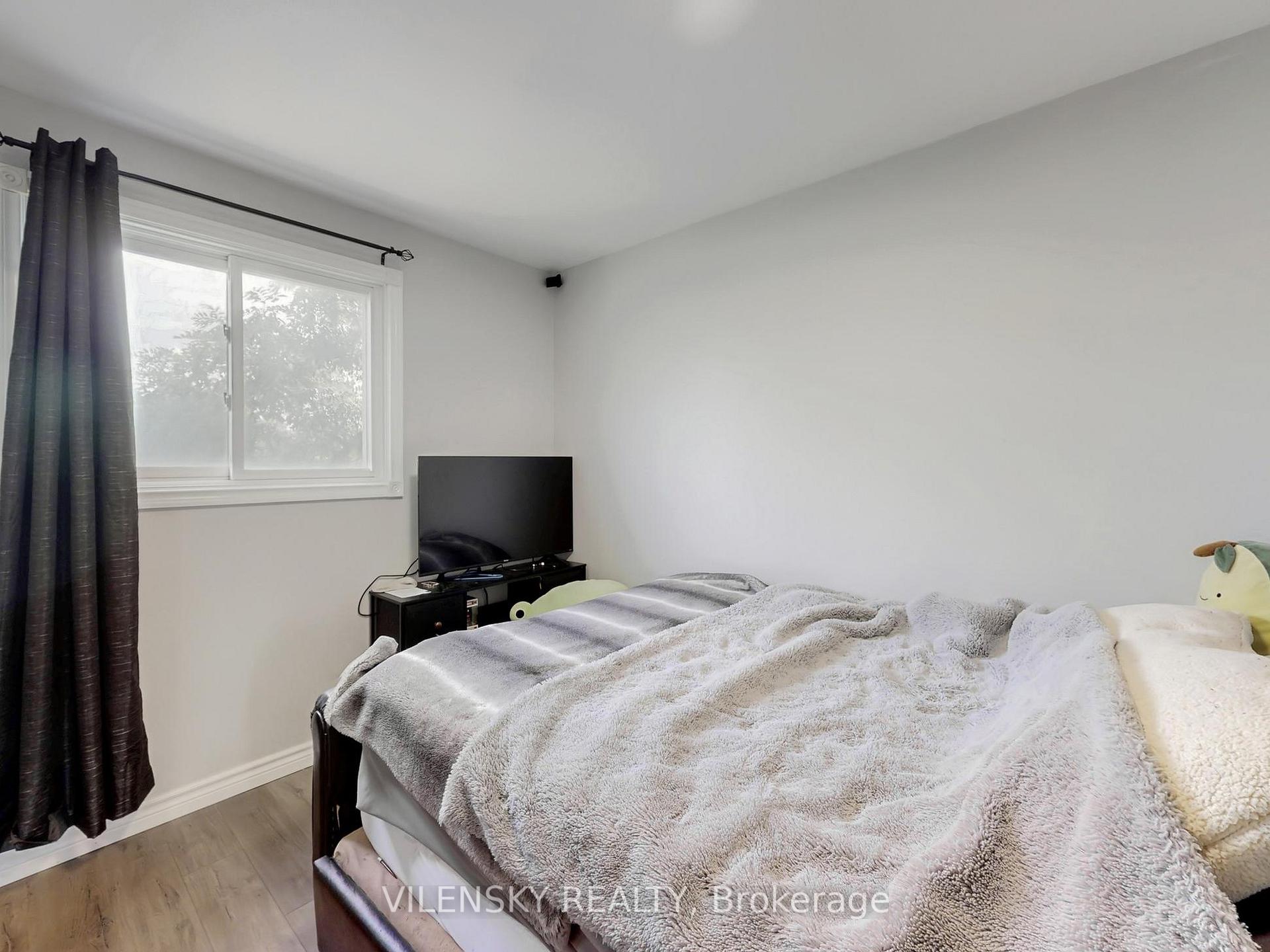 Photo 31 of 113 John Street, Barrie, Sanford — HOMEH