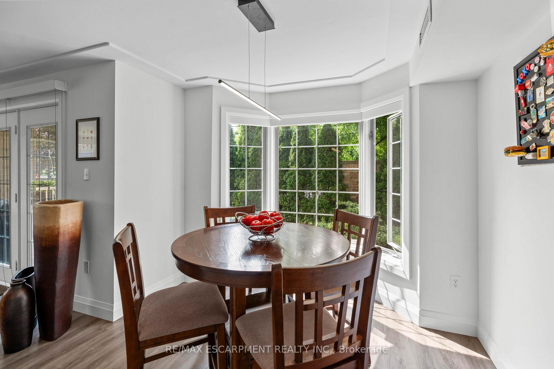 Photo 7 of Unit 101, 216 E Plains Road W, Burlington, Bayview — HOMEH